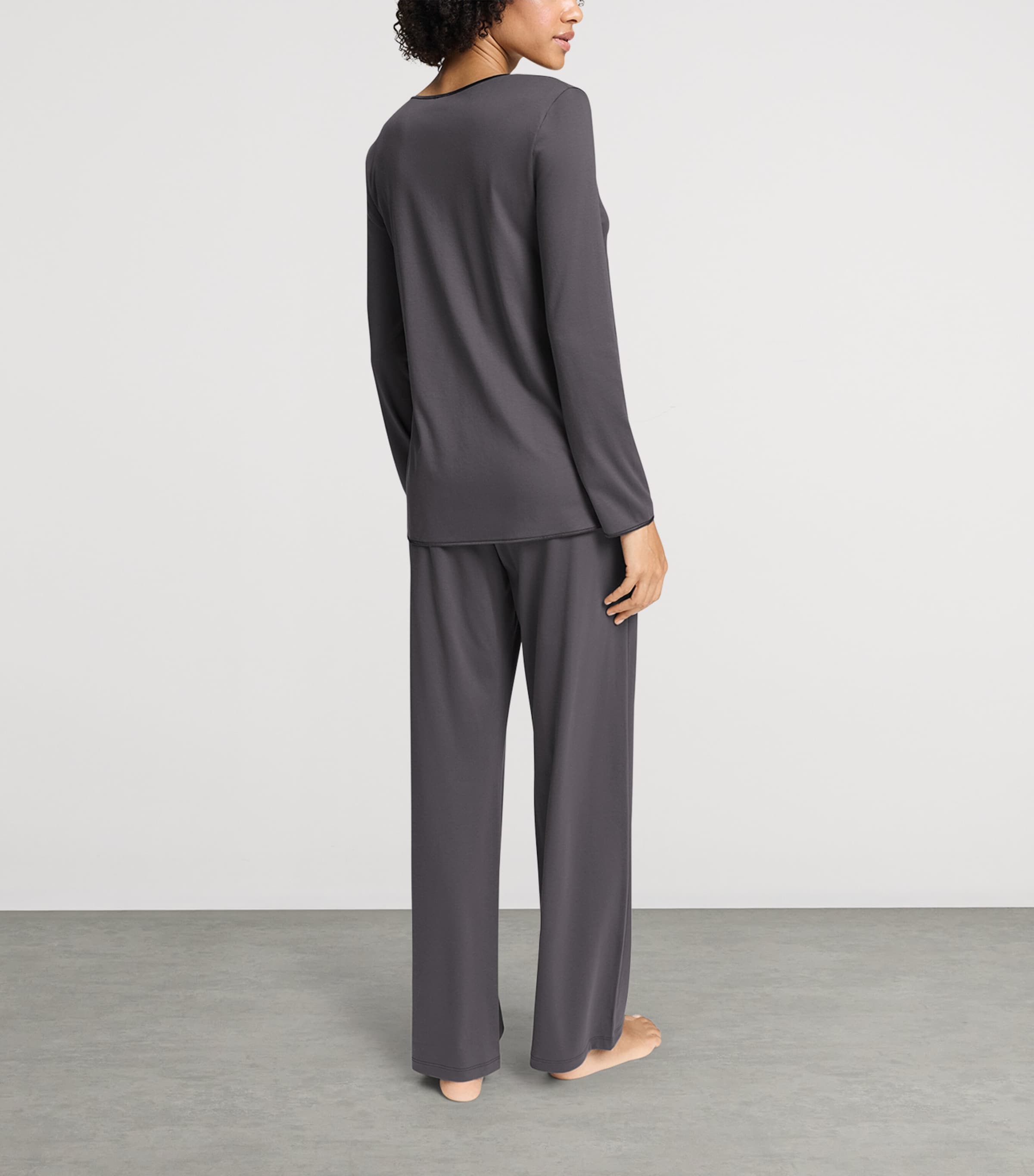 Hanro Womens Cotton-Silk Long-Sleeve Pyjamas Boulevard Image 4