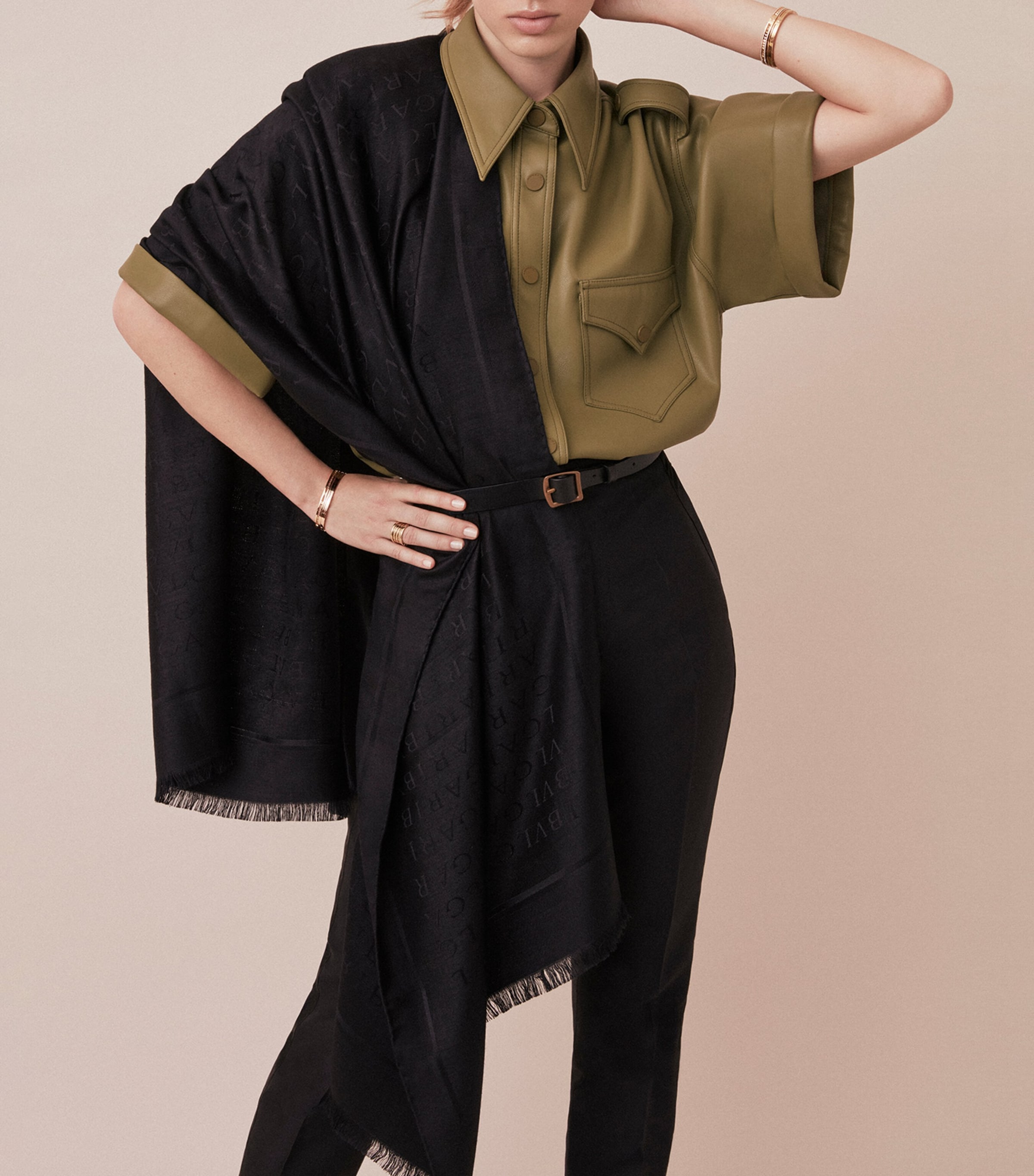 Logomania Lettere Maxi Print Scarf BLACK Image 5