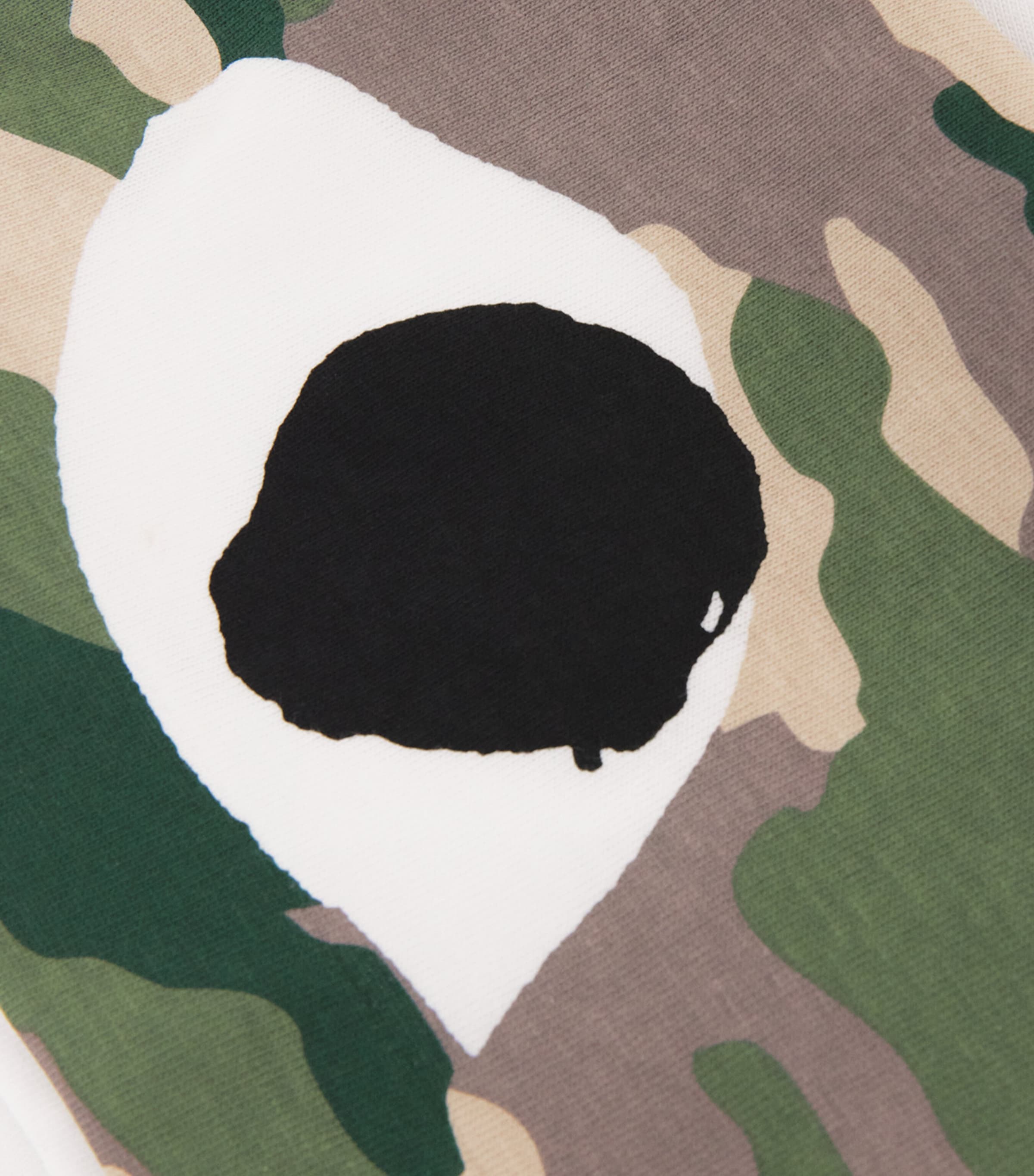 Comme Des Garçons Play Mens Camouflage Double Heart T-Shirt White Image 5