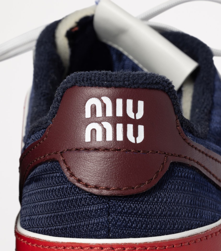 Gymnasium Sneakers F001Z Image 3