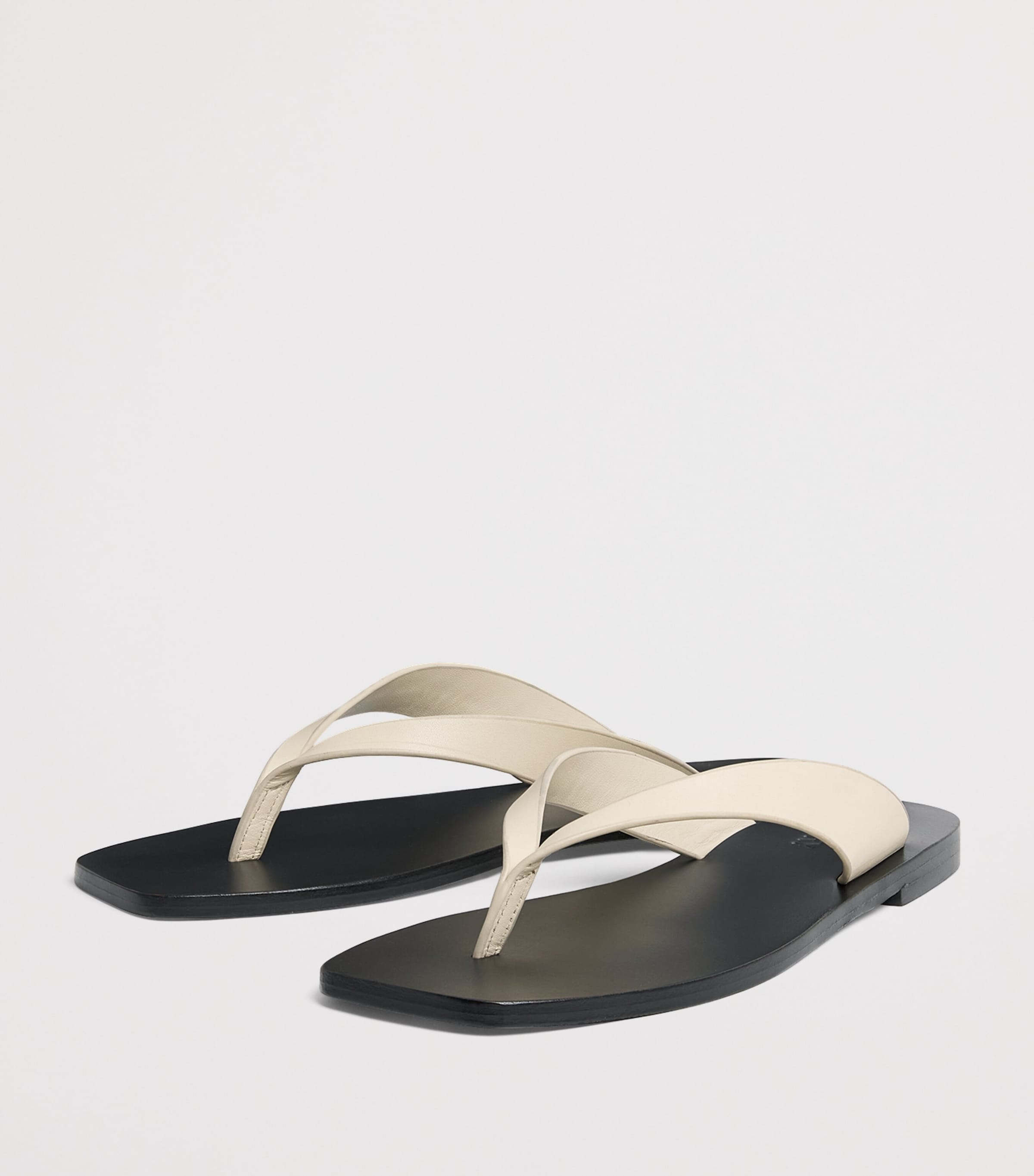A.EMERY Leather Kinto Flip Flops Eggshell/ Black Image 3