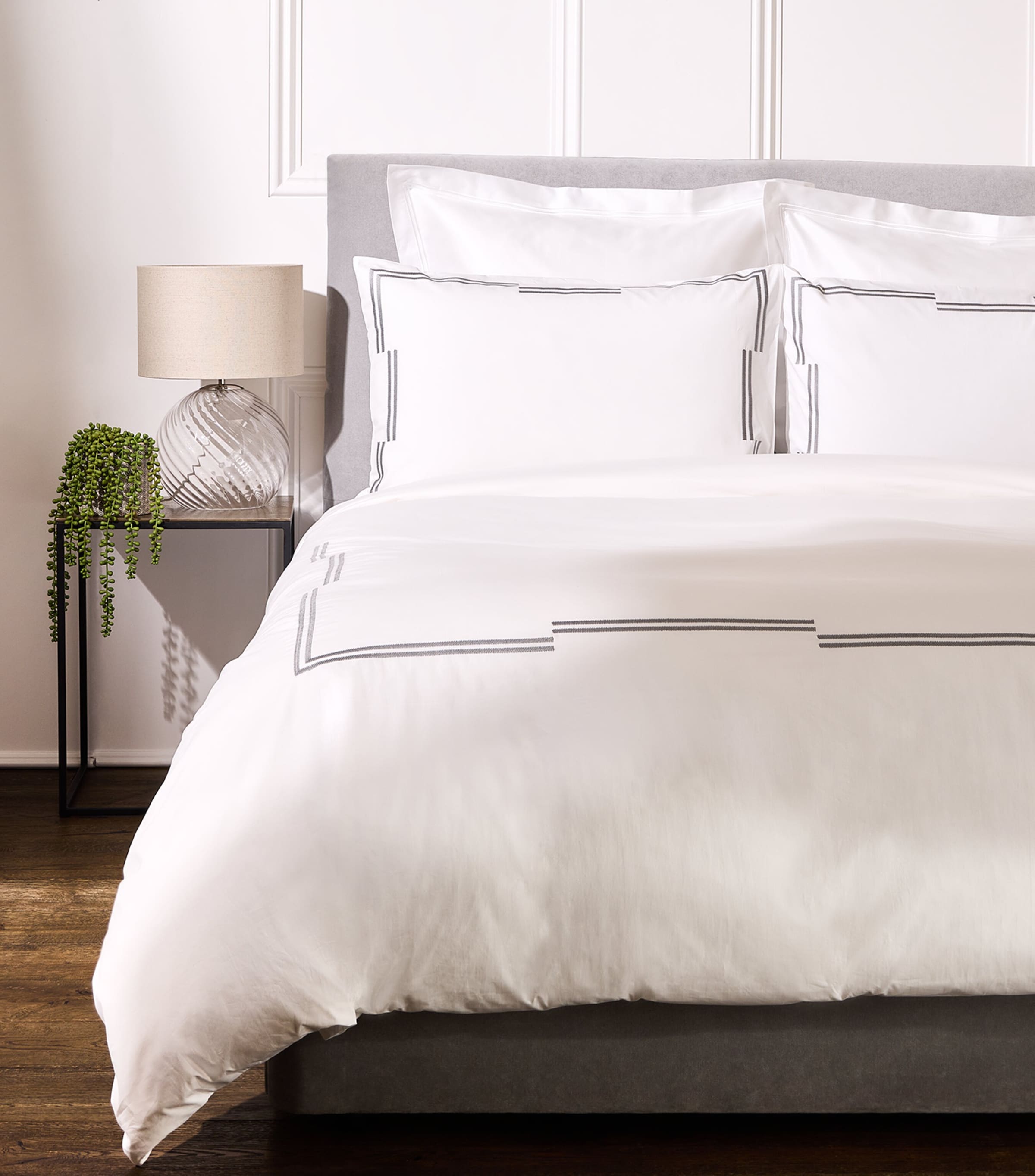 Shop Peter Reed Croston King Duvet Cover Set In White