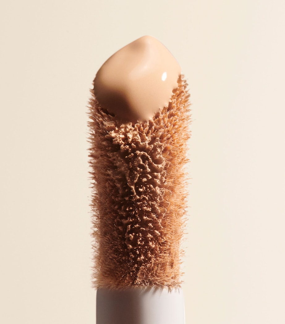 Clarins Skin Illusion All-in One-Concealer Image 5