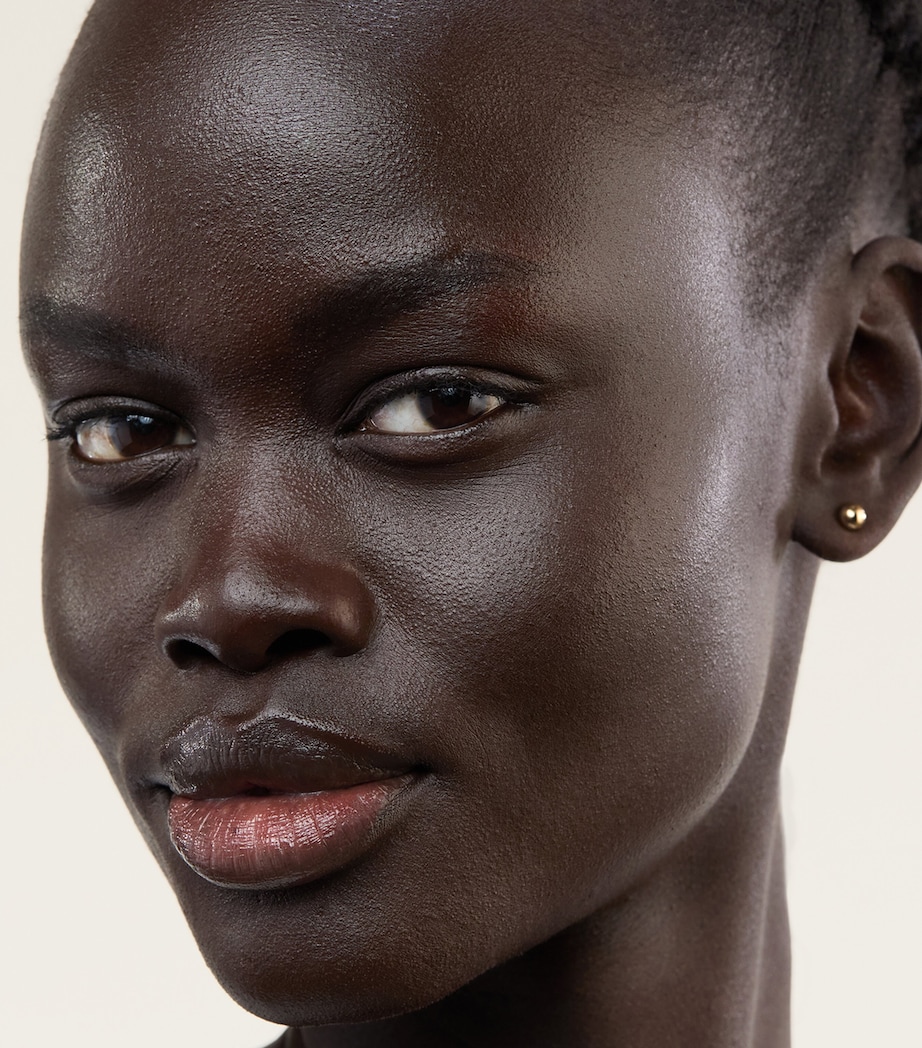 Vieve Skin Nova Concealer Image 2
