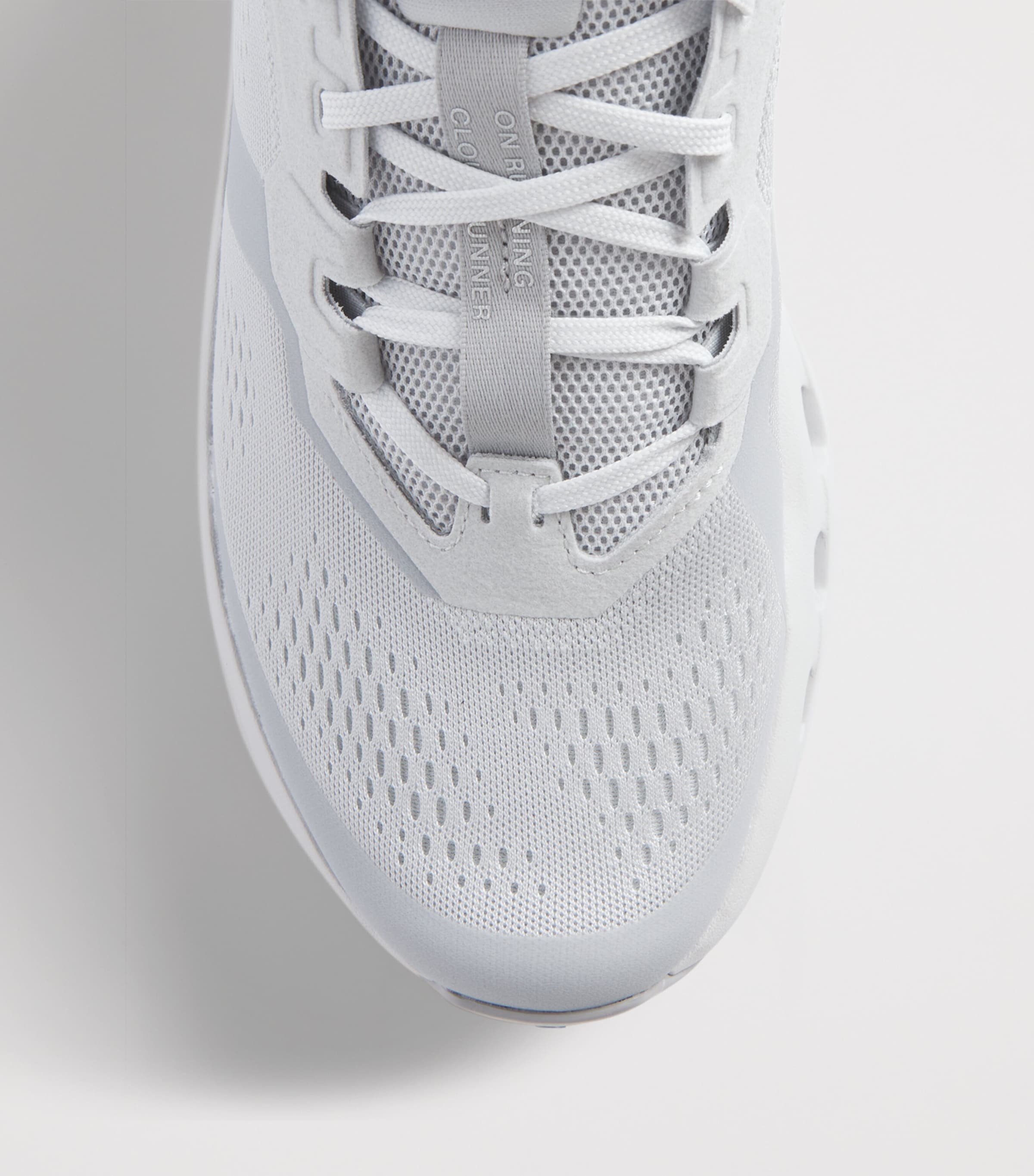 On Mens Cloudrunner 3 Trainers Glacier | Alloy Image 6