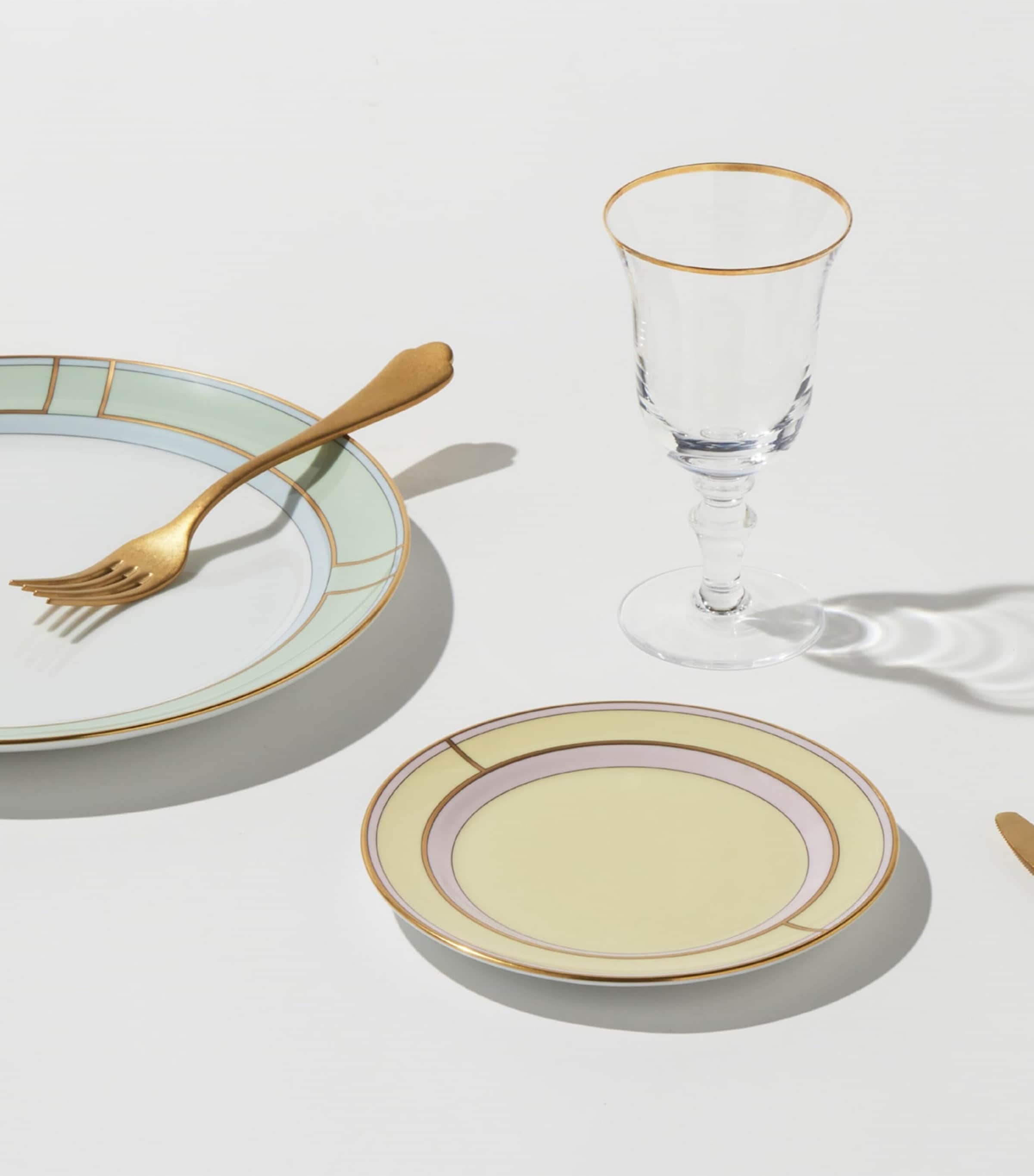 Porcelain Colonna Diva Giallo Bread Plate (17cm) G00134901 Image 2