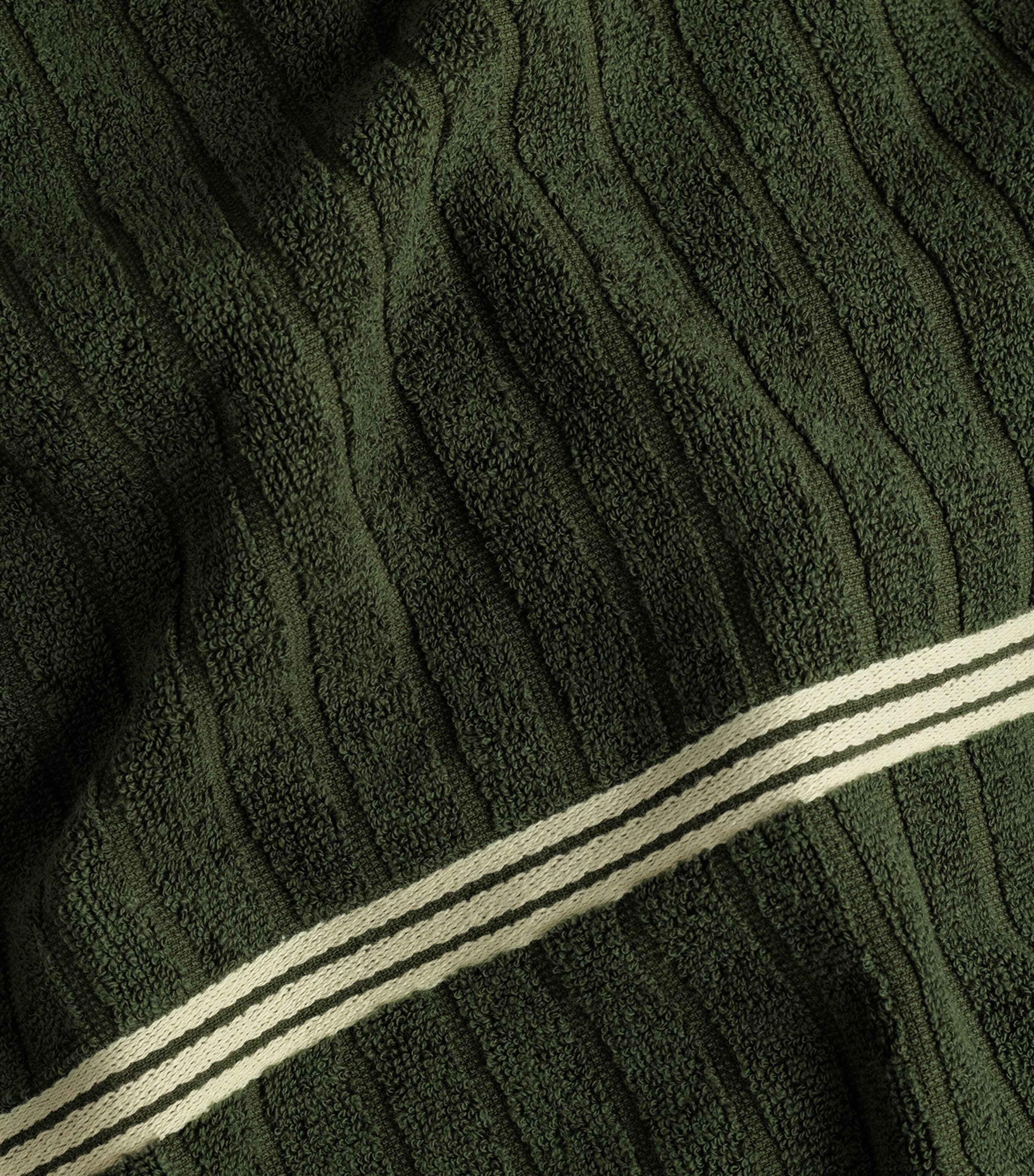 Emerald Hand Towel (38cm x 80cm) MOSS Image 4