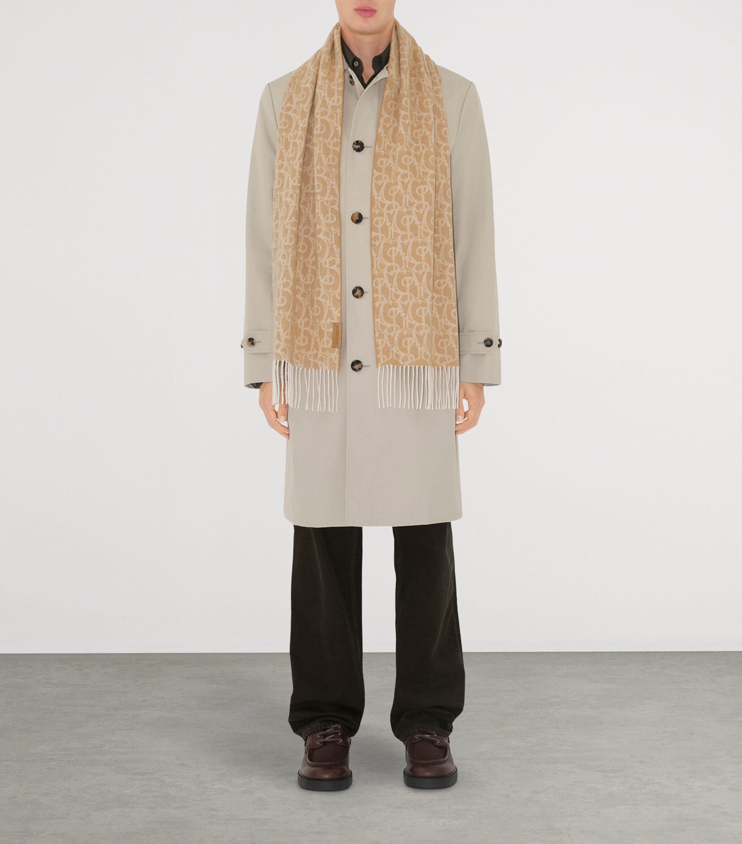 Cashmere B Charm Scarf CAMEL Image 4