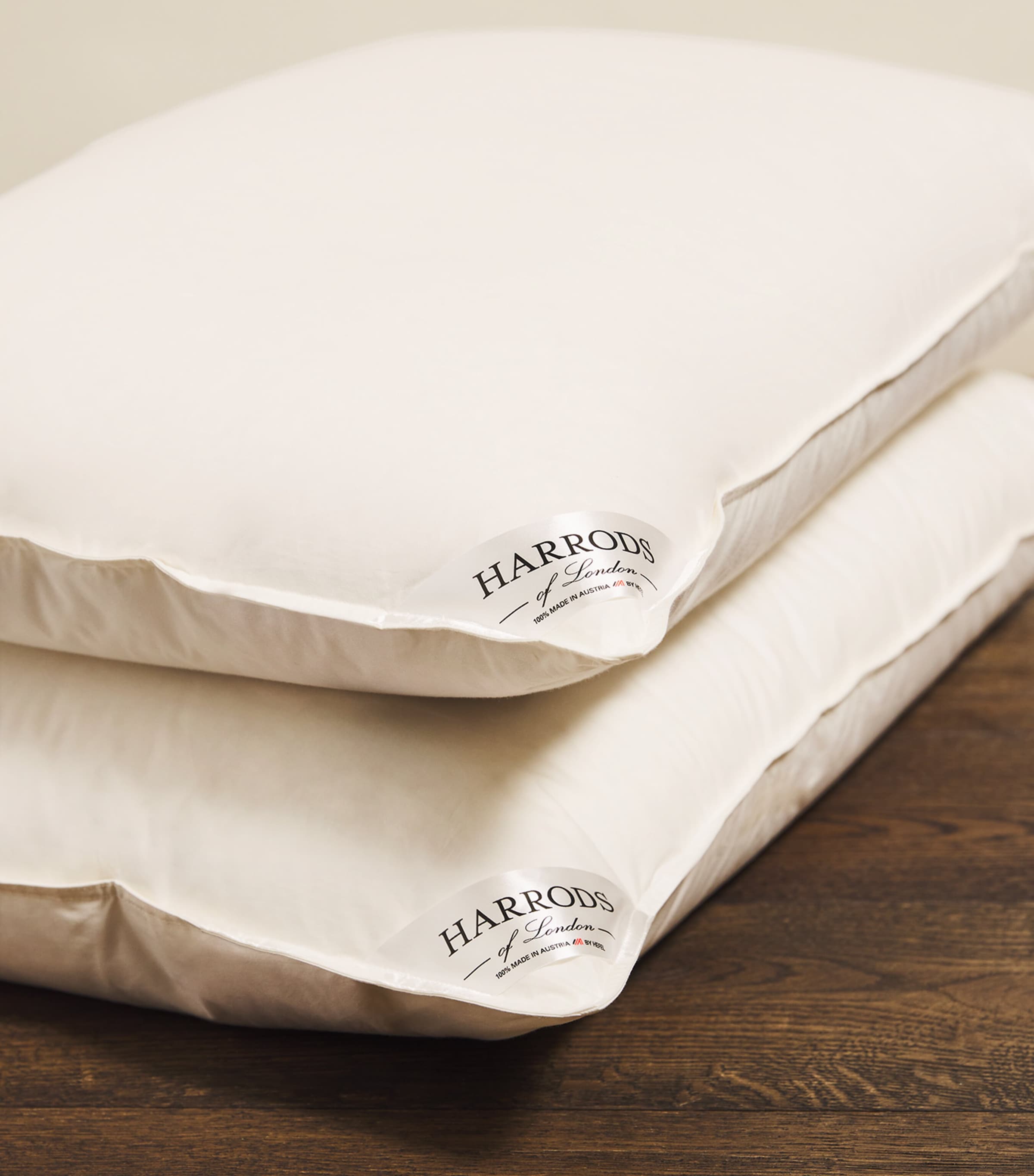 Soft Matterhorn Goose Down King Pillow (50cm x 90cm) WHITE Image 3