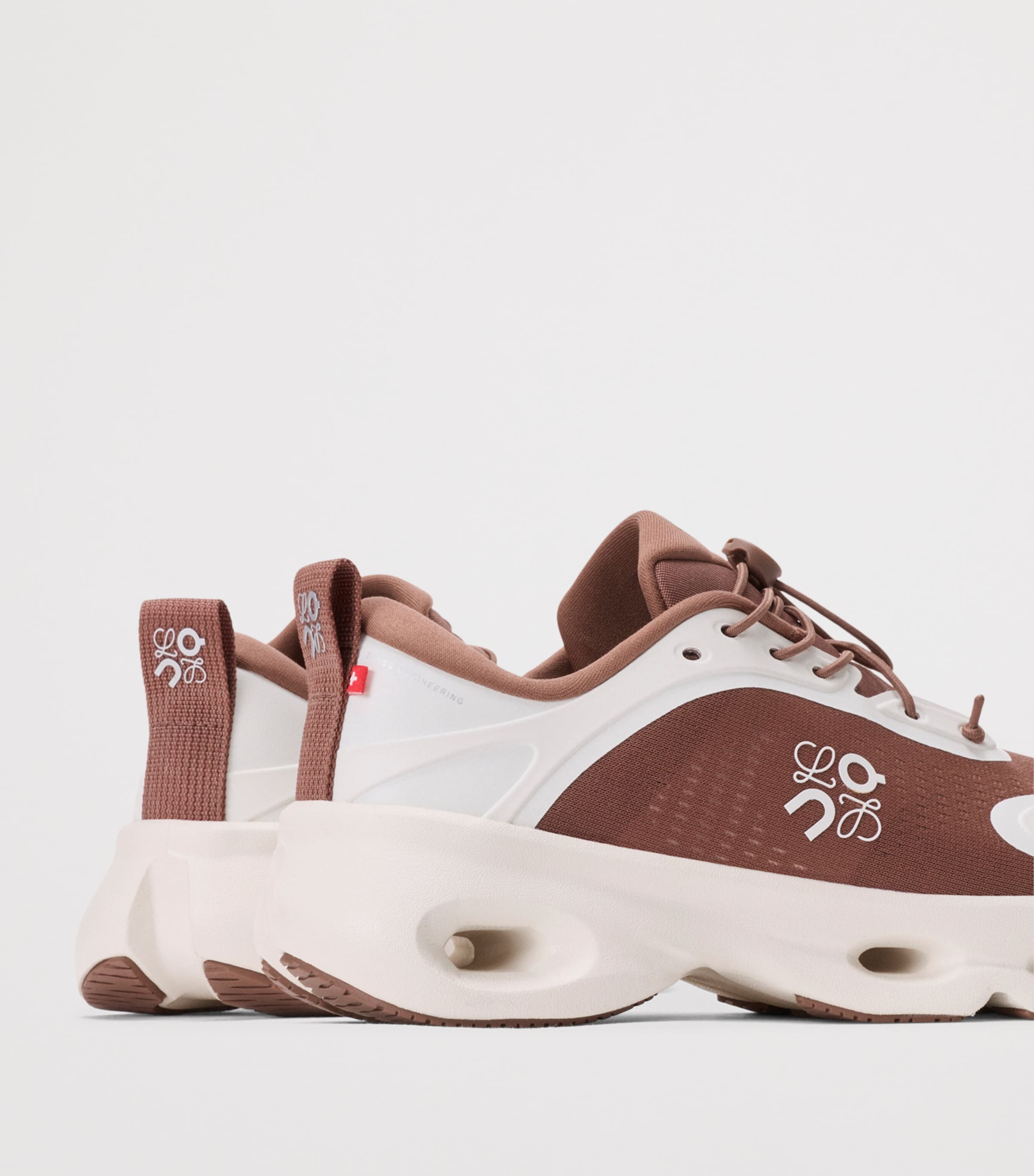 LOEWE Mens x On Cloudsolo Trainers Taupe/eggshell Image 5