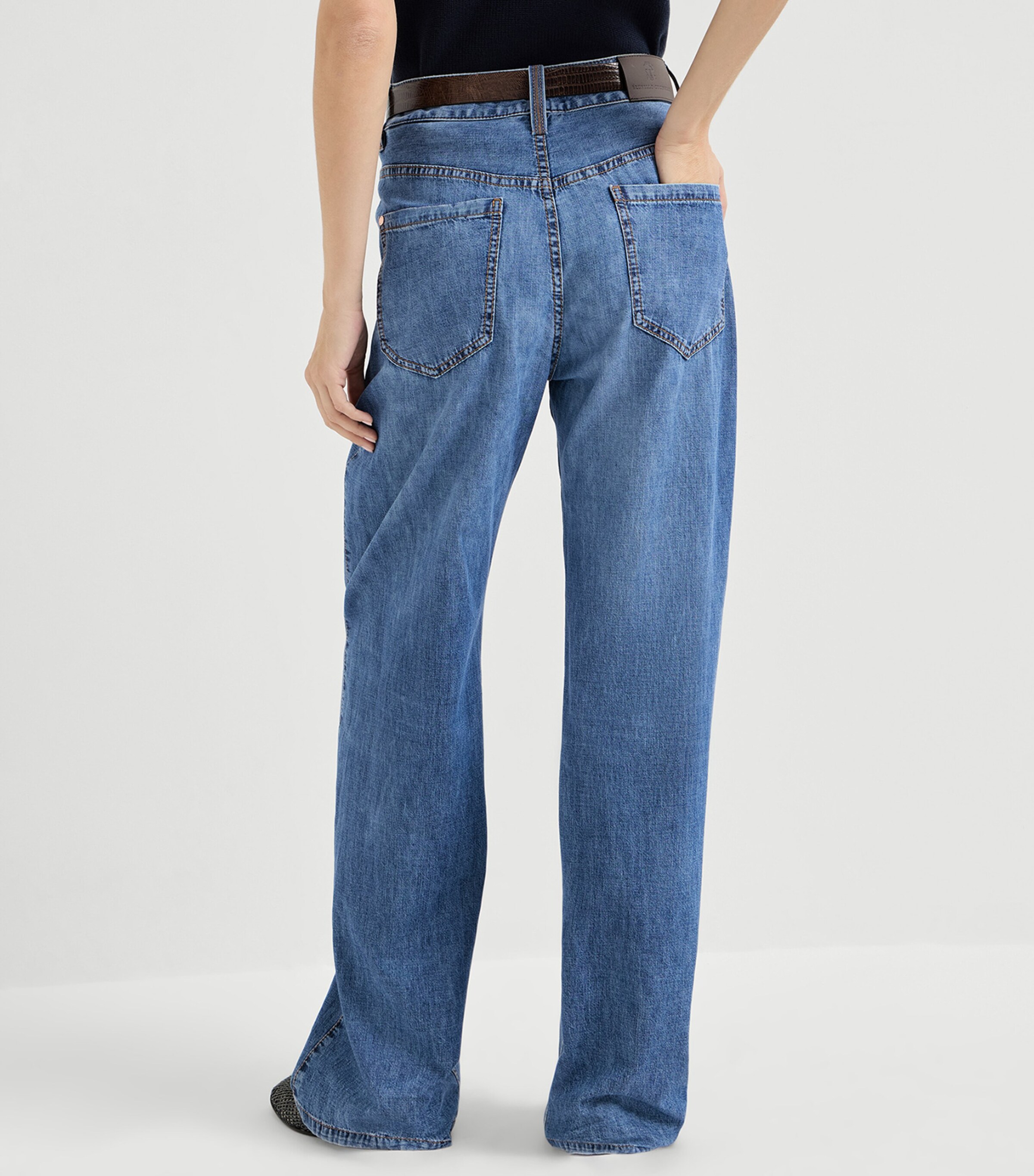 Brunello Cucinelli Womens Contemporary Loose Jeans Image 3
