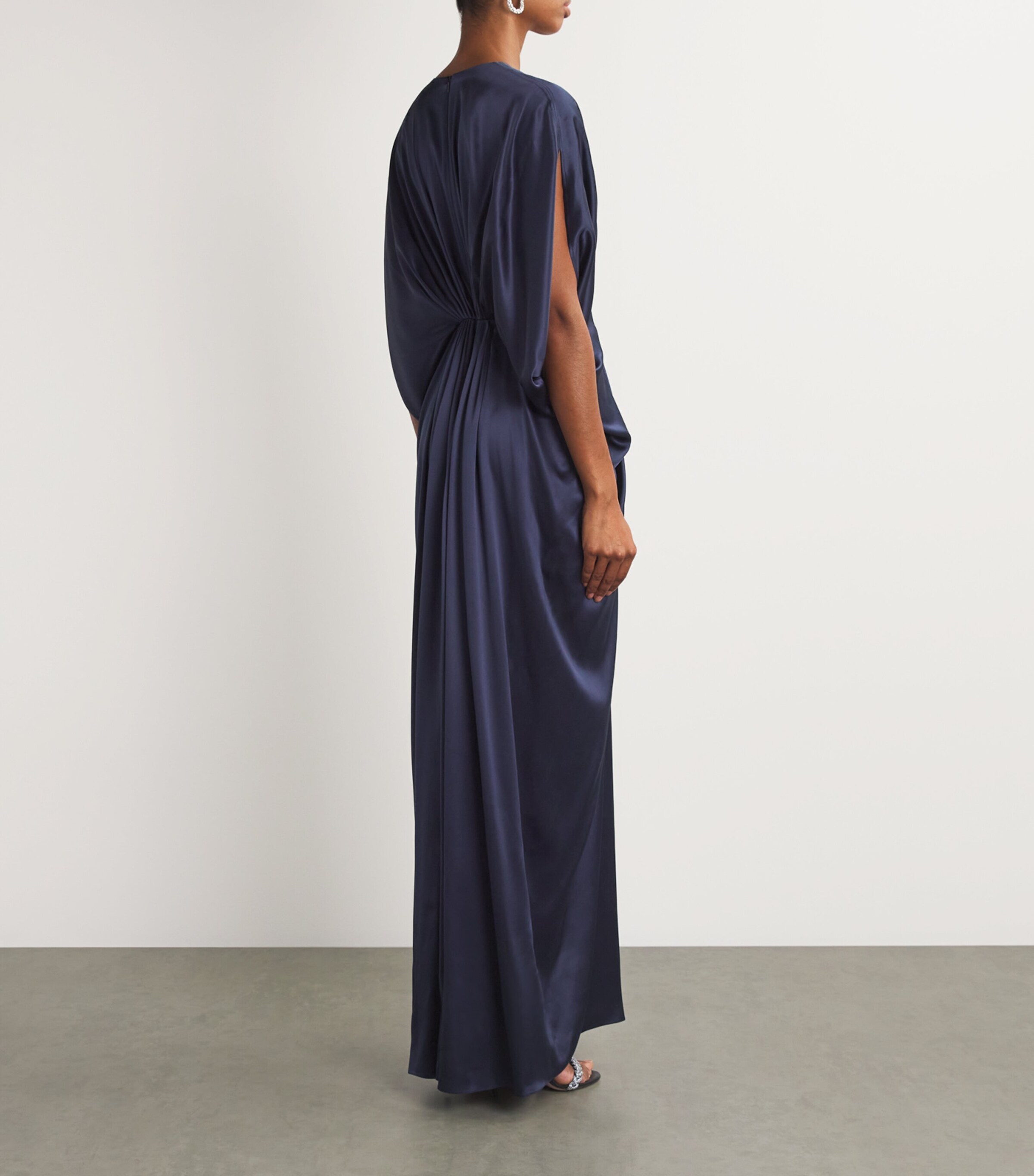 Silk Hiroko Gown NAVY Image 3