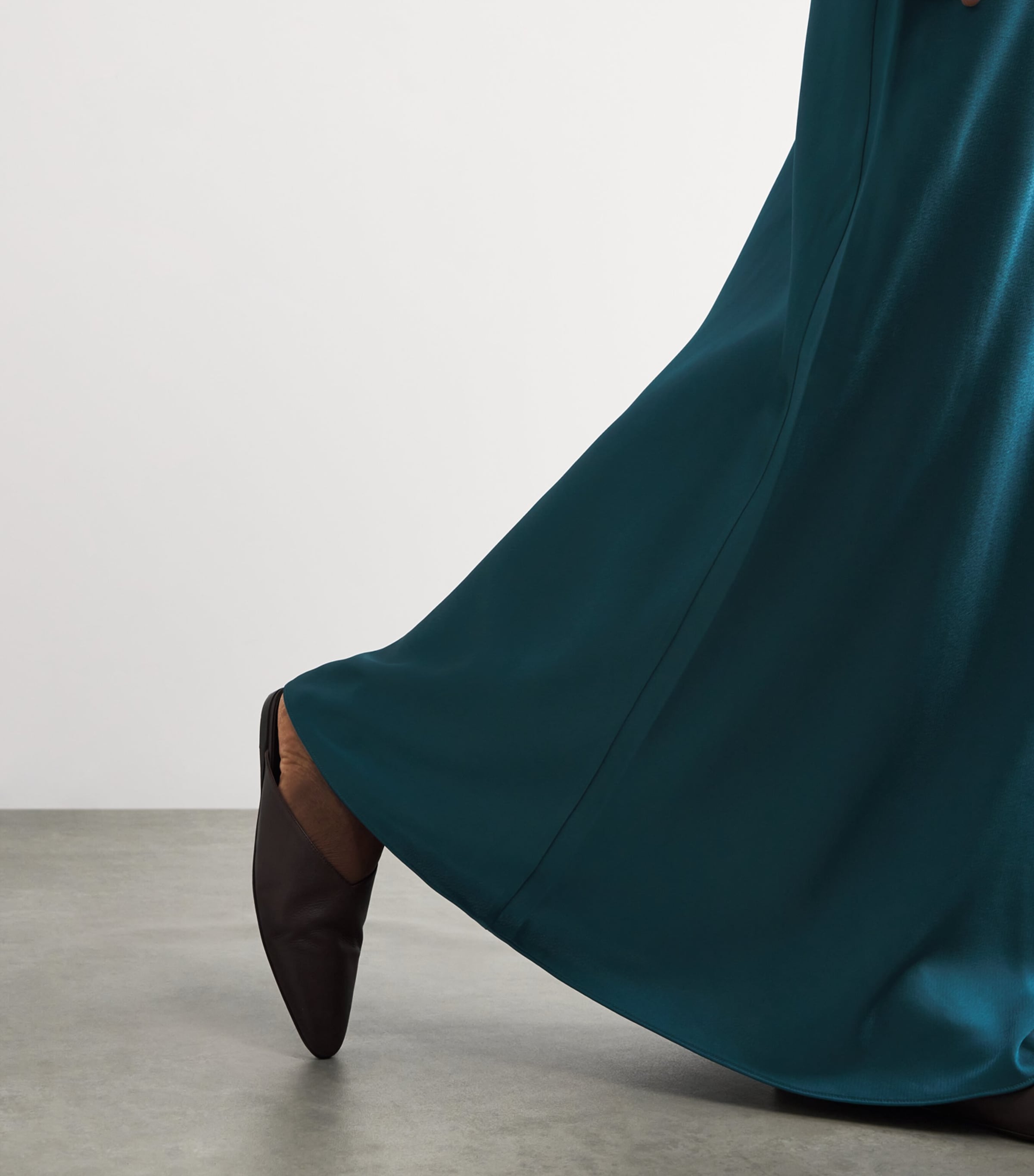 Satin Barb Maxi Skirt PACIFIC Image 6