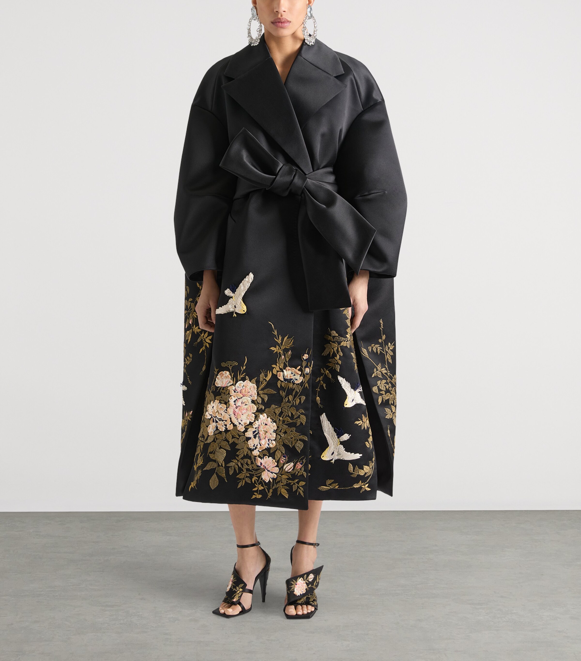 Leather Twisted Ribbon Heeled Sandals 95 BLACK Image 2