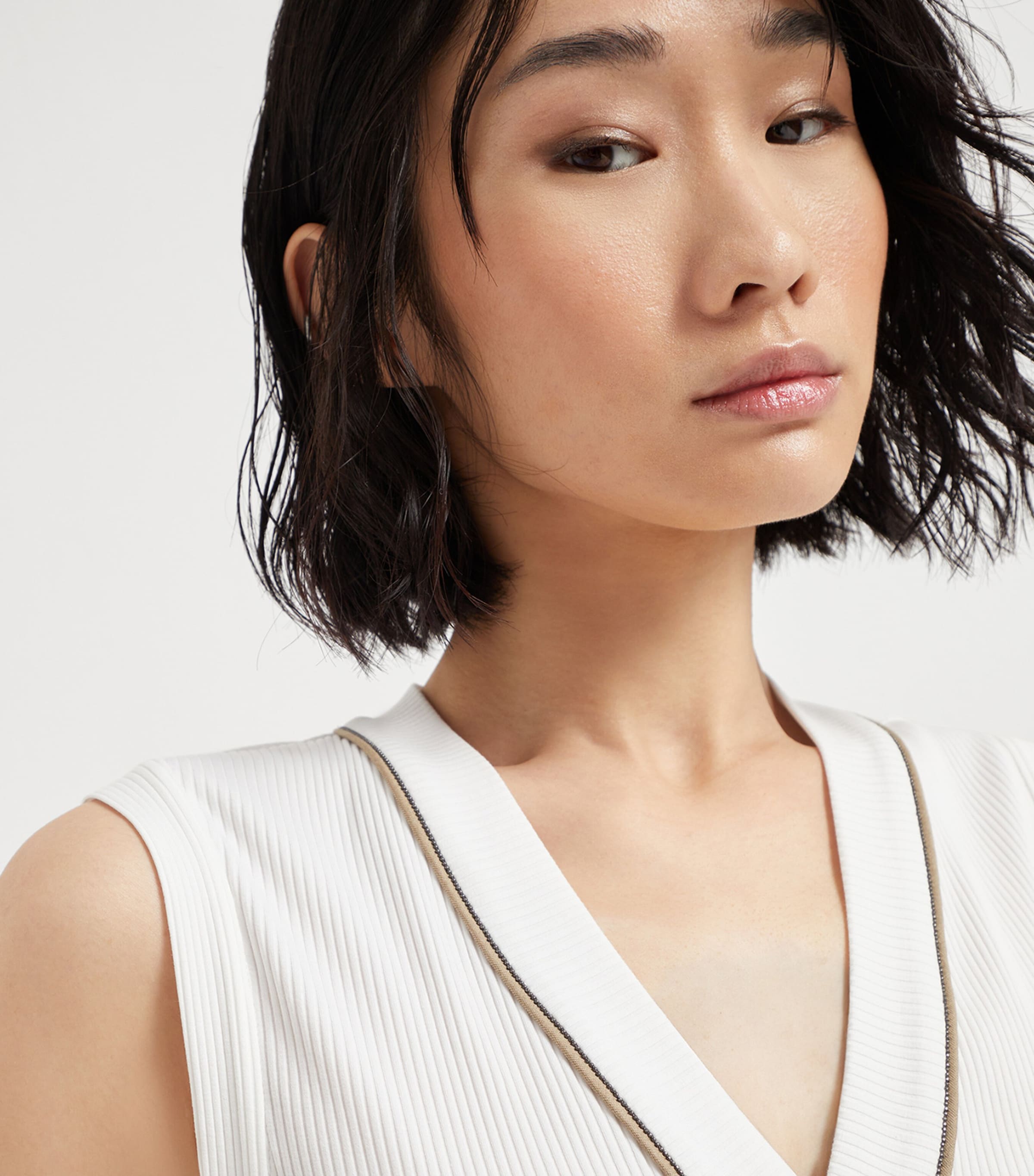 VIP【送料関税込】BRUNELLO CUCINELLI COTTON V-NECKED TOP Brunello Cucinelli Cotton V-Neck T-Shirt | T-Shirts | Harry