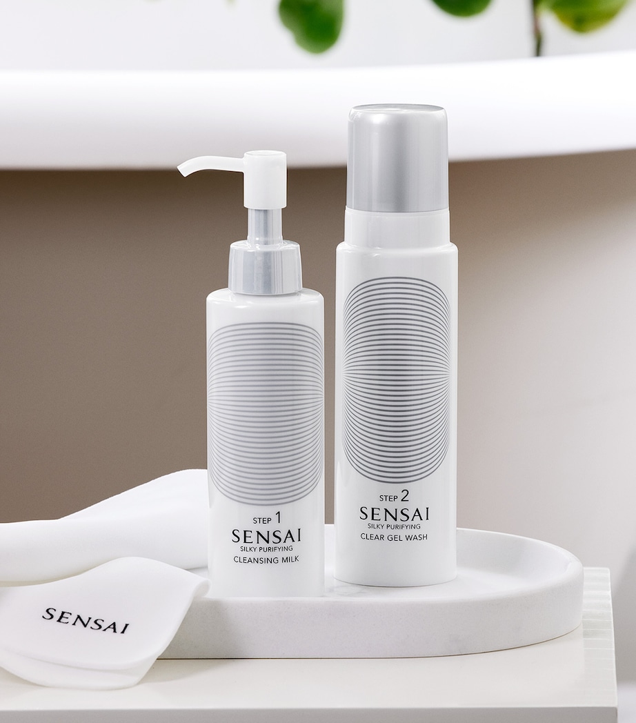 Silky Purifying Cleansing Milk (150ml) NO COLOUR Image 3