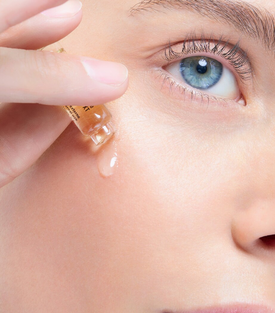 Ultra Intensive Elasto-Collagen-XT Treatment (12 x 1.5ml) NO COLOUR Image 2