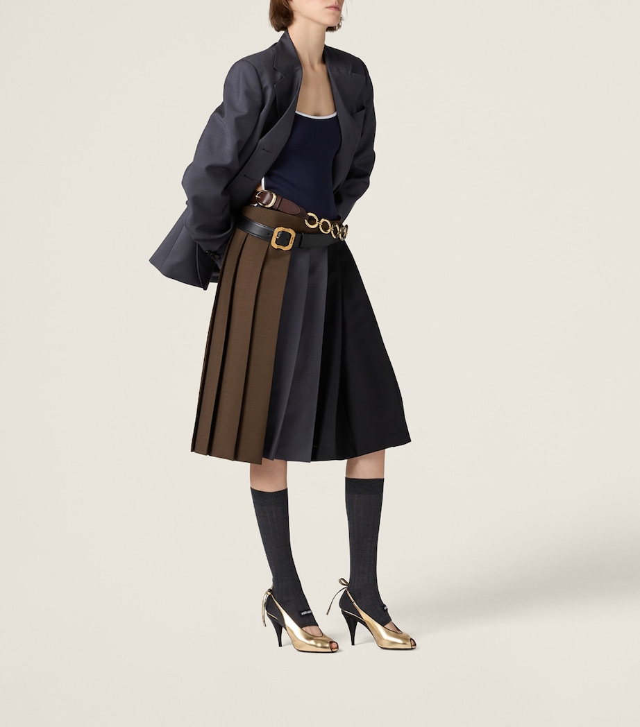 Technical-Knit Backless Swimsuit F022X Image 2