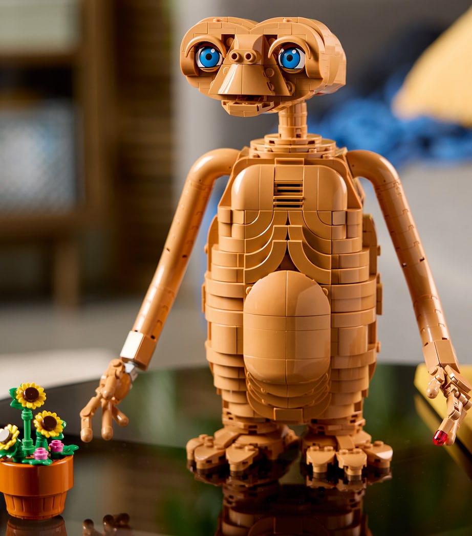 Lego Ideas E.T. the Extra-Terrestrial 21370 Image 5