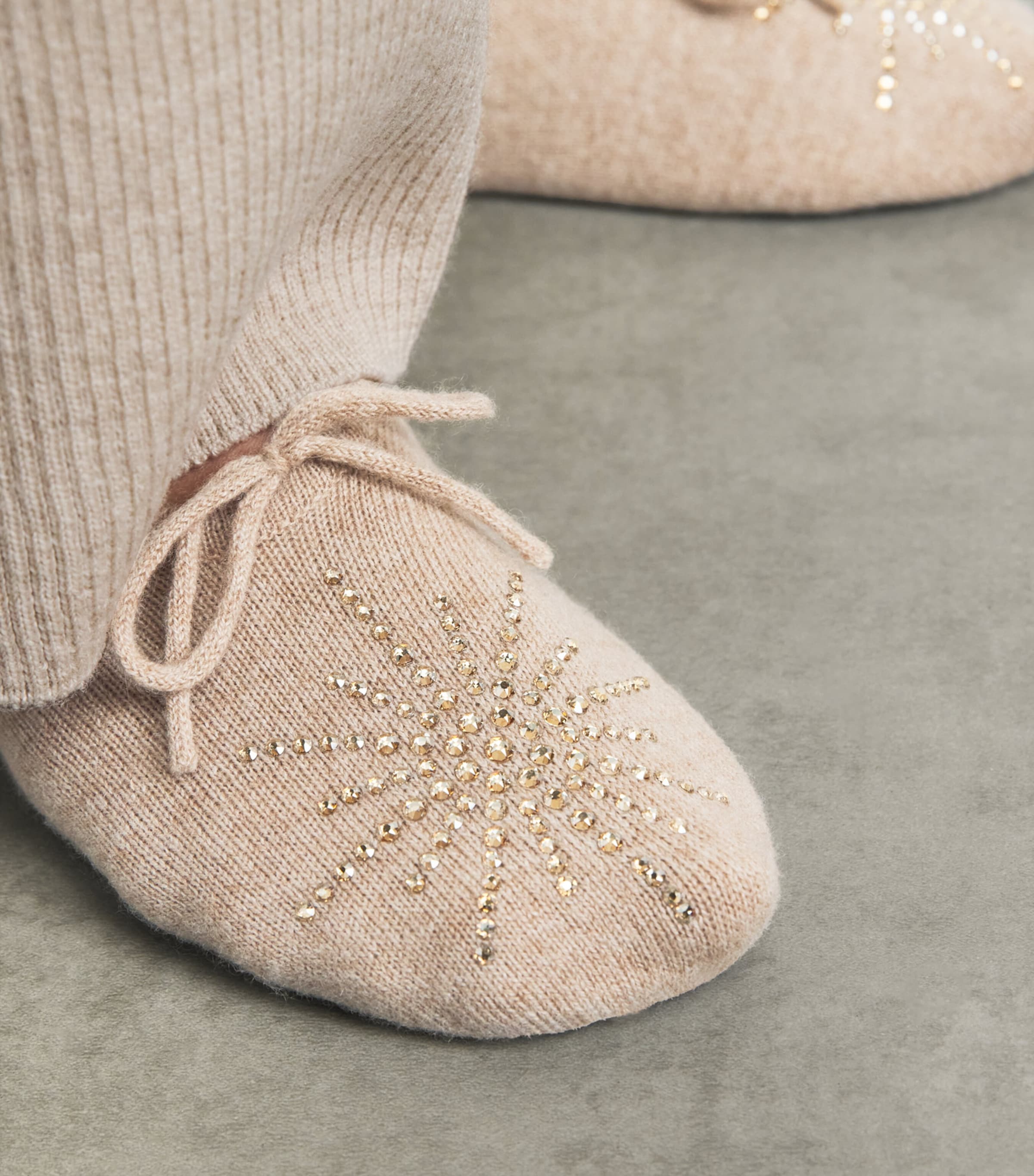 William Sharp Cashmere Crystal-Embellished Dolly Slippers Mid Brwn Gldn Shdw Image 2