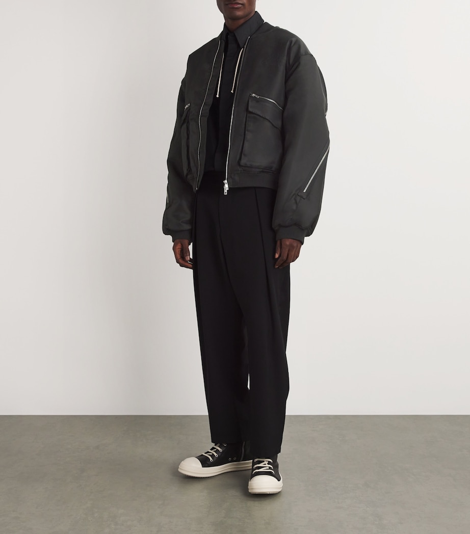 Represent Mens Expandable Padded Bomber Jacket Jet Black Image 2