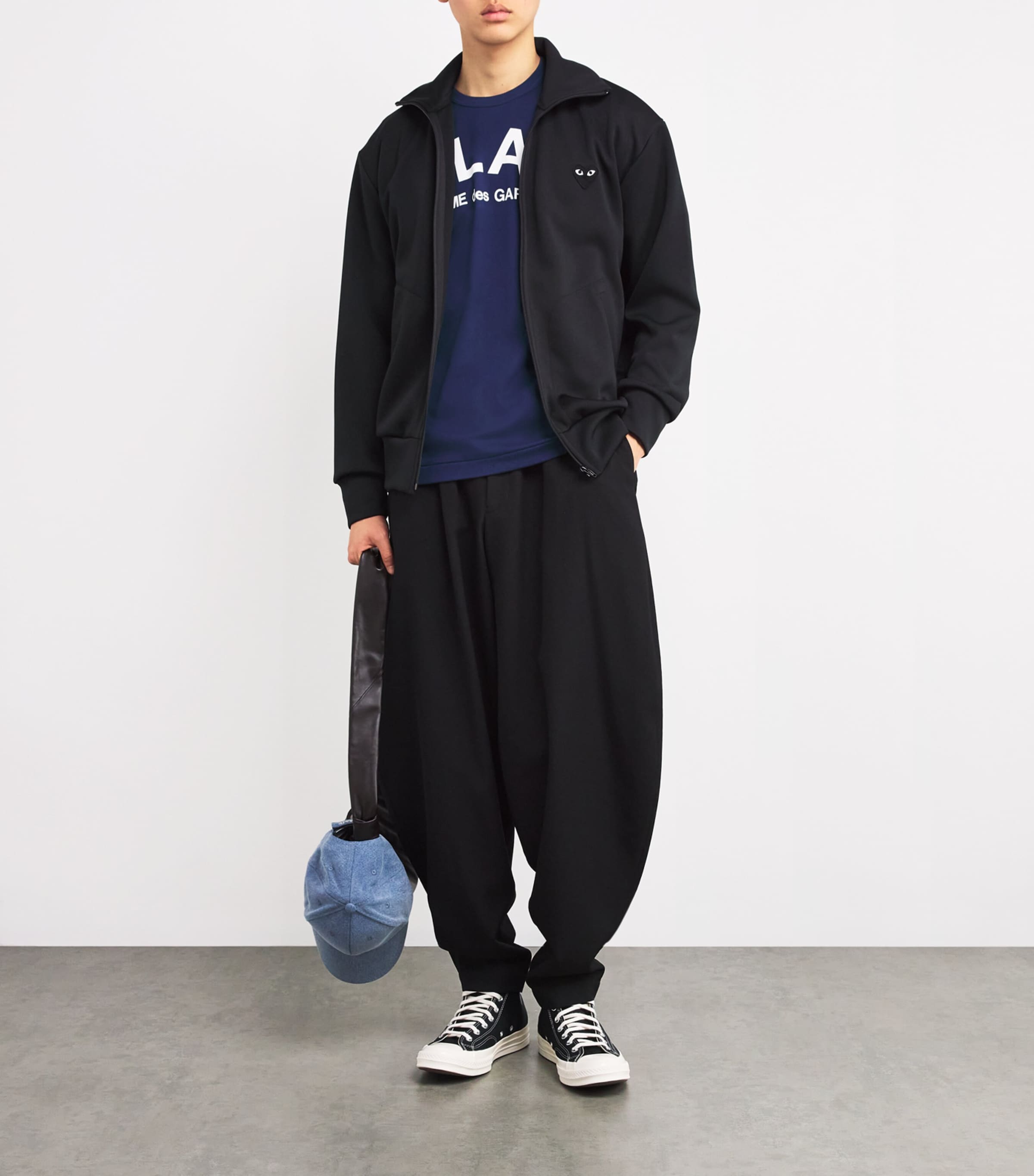 Comme Des Garçons Play Mens PLAY Logo T-Shirt Navy Image 2