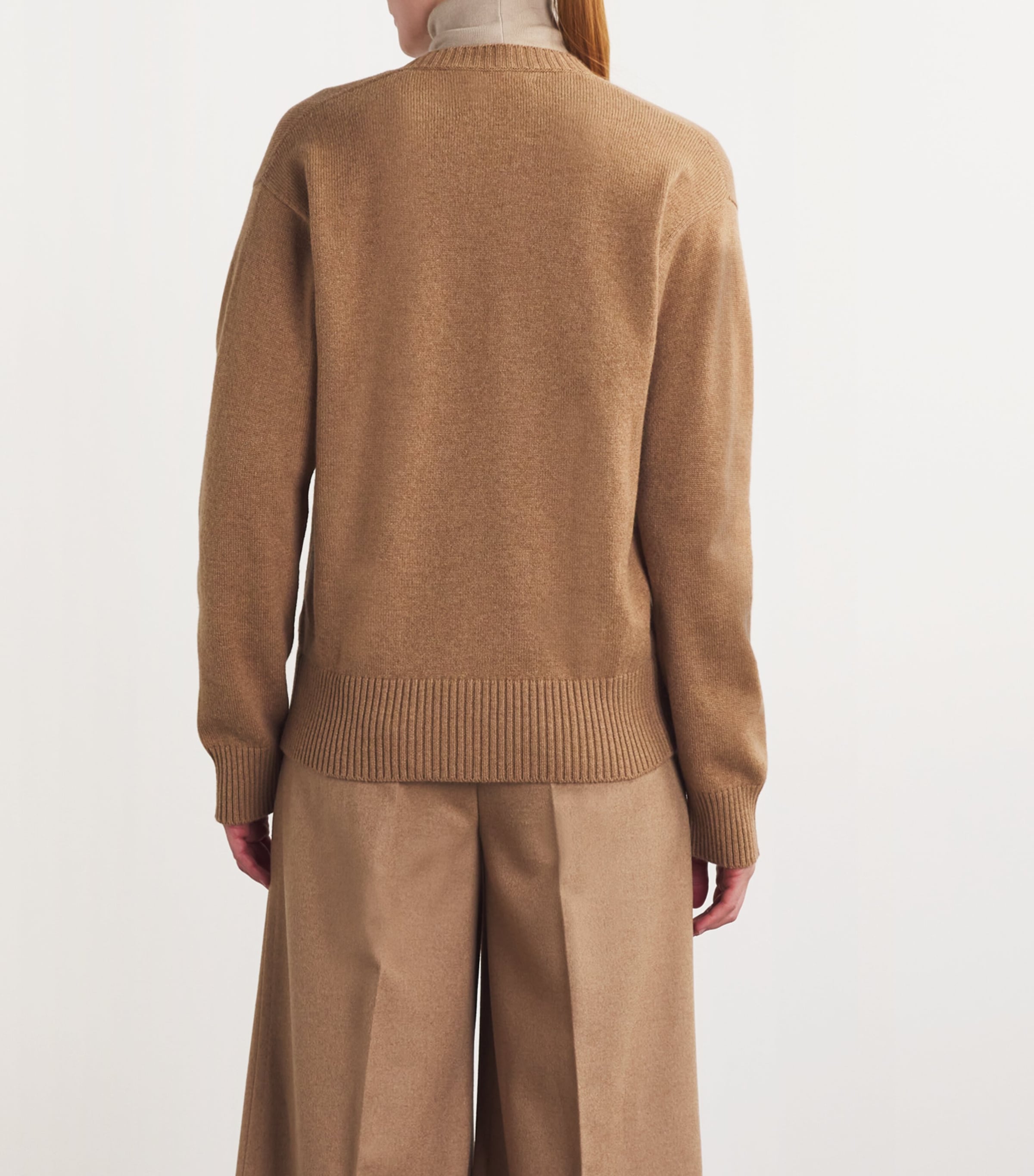 Cashmere V-Neck Sweater LLAMA Image 4