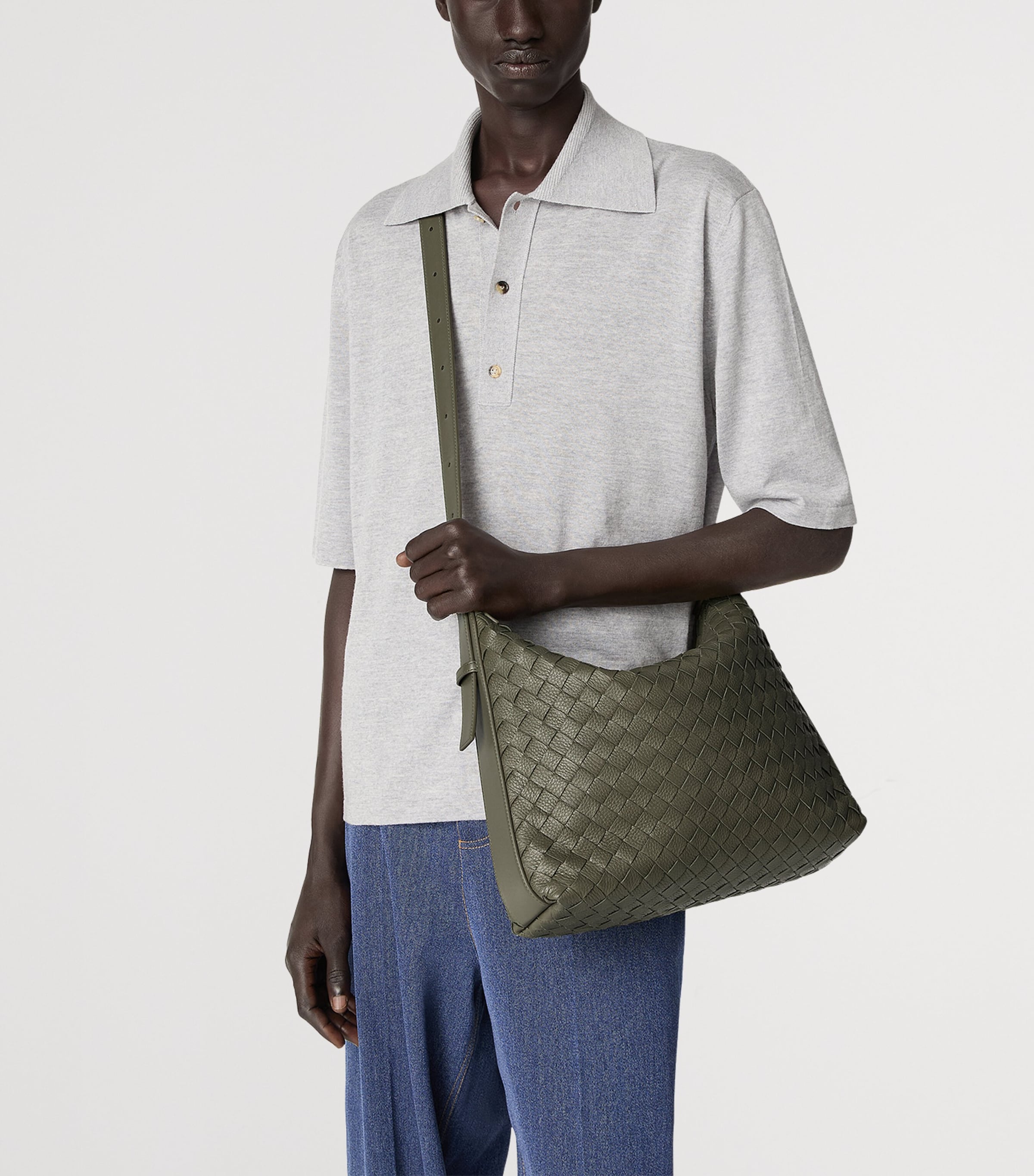 Leather Intrecciato Traveller Cross-Body Bag 3248 Image 2