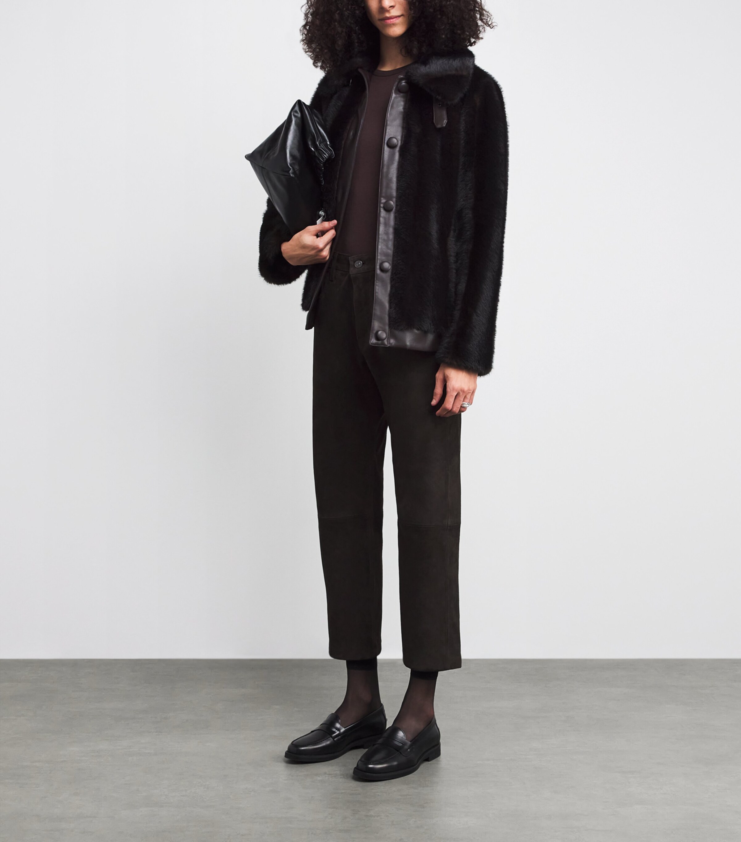 Winslow Low-Rise Boyfriend Jeans CHOCOLATE Image 2