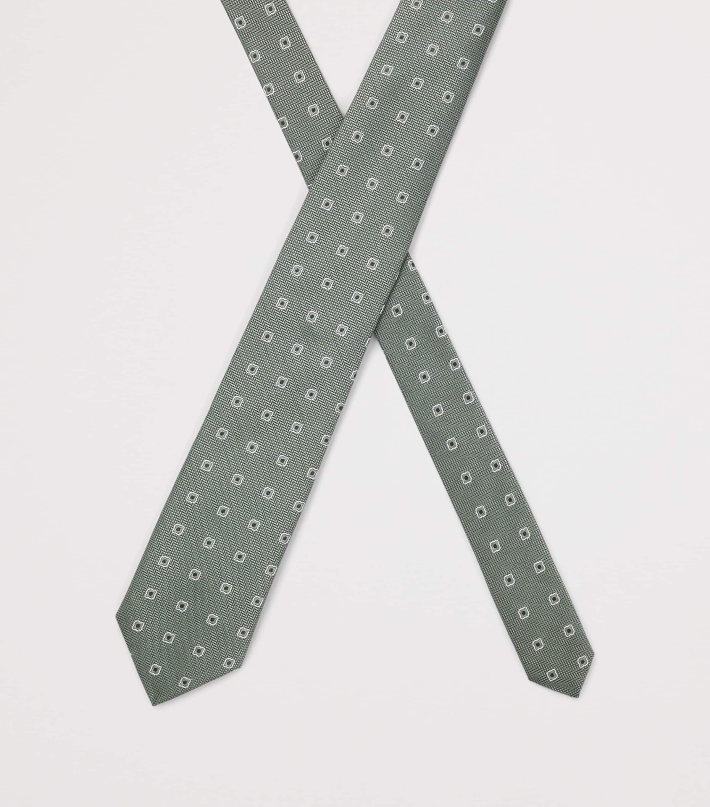 BOSS Silk Jacquard Tie Image 4