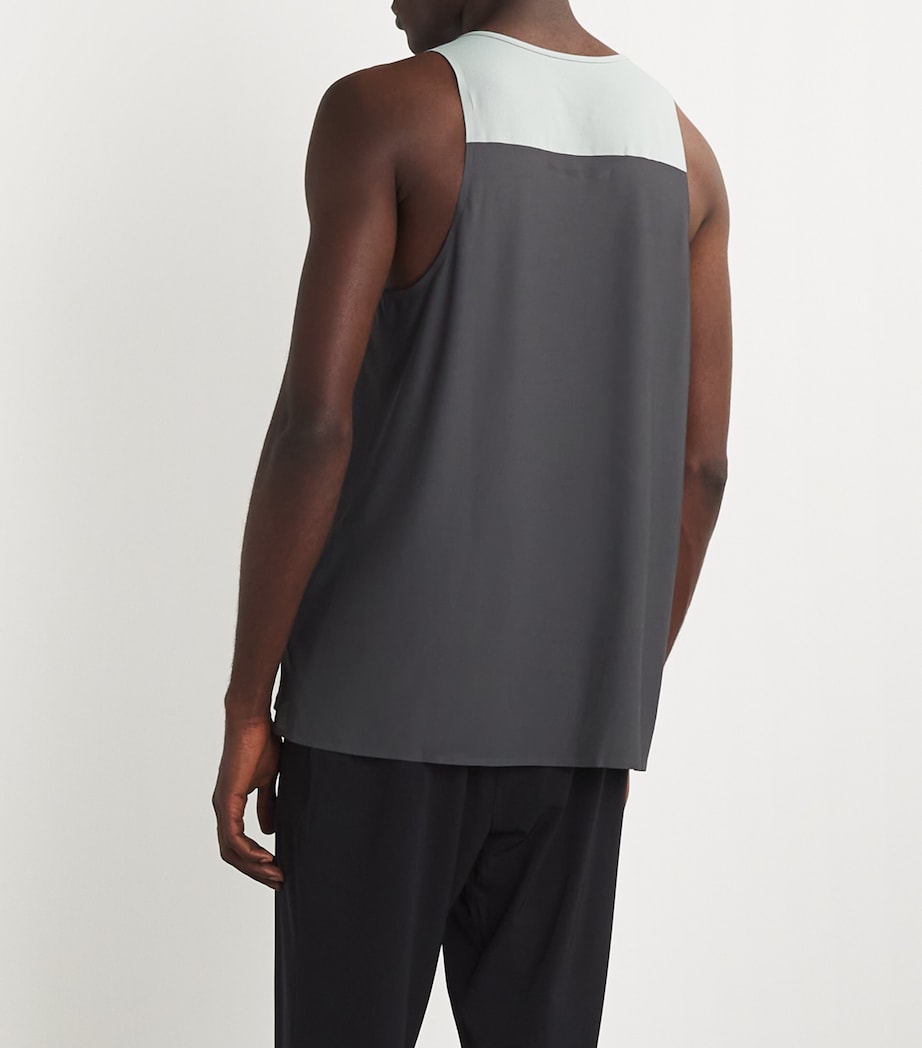 Performance Tank Top COBBLE | ECLIPSE Image 4