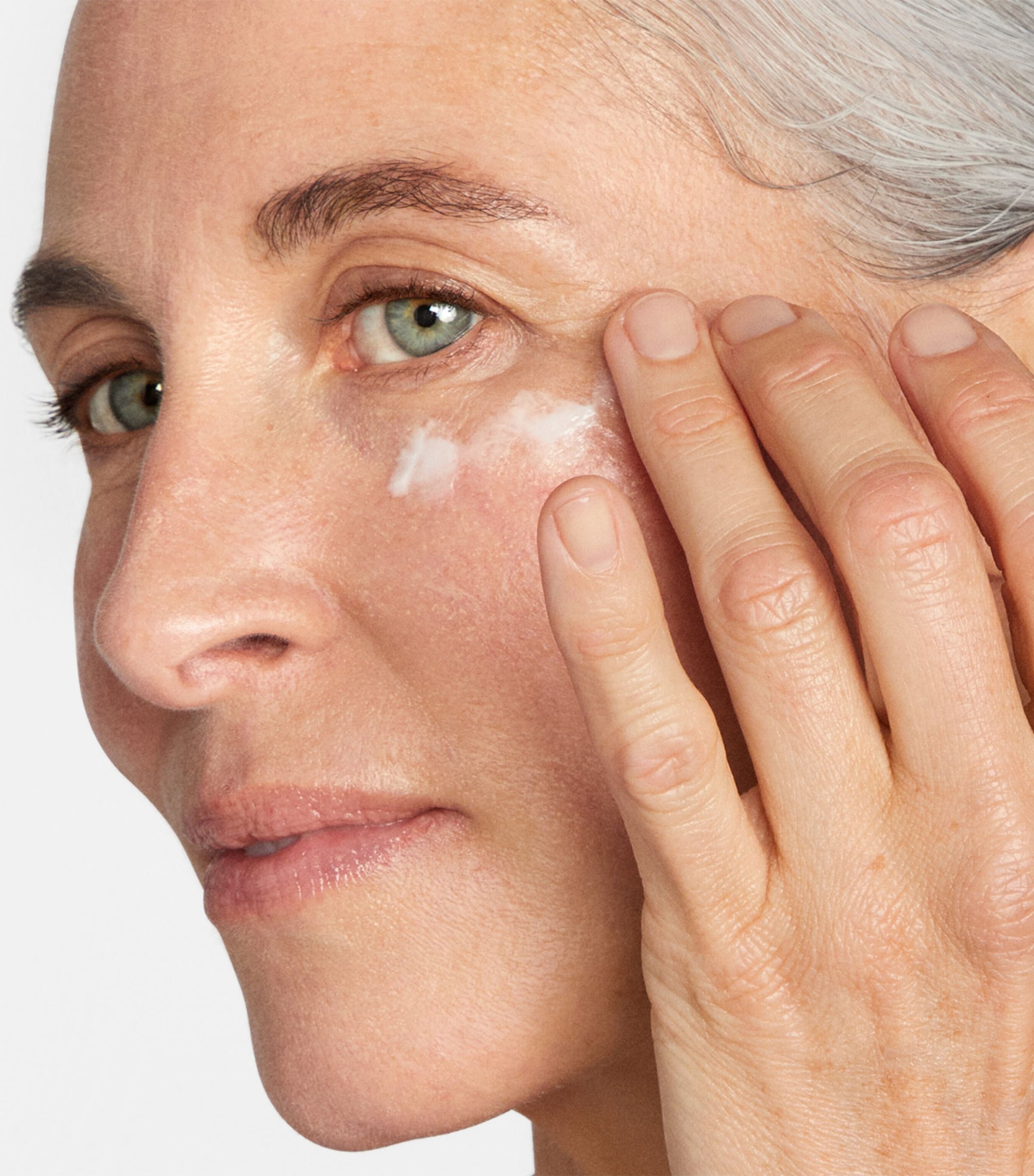 Clinique Smart Clinical Repair Wrinkle-Fighting Skincare Set Image 3