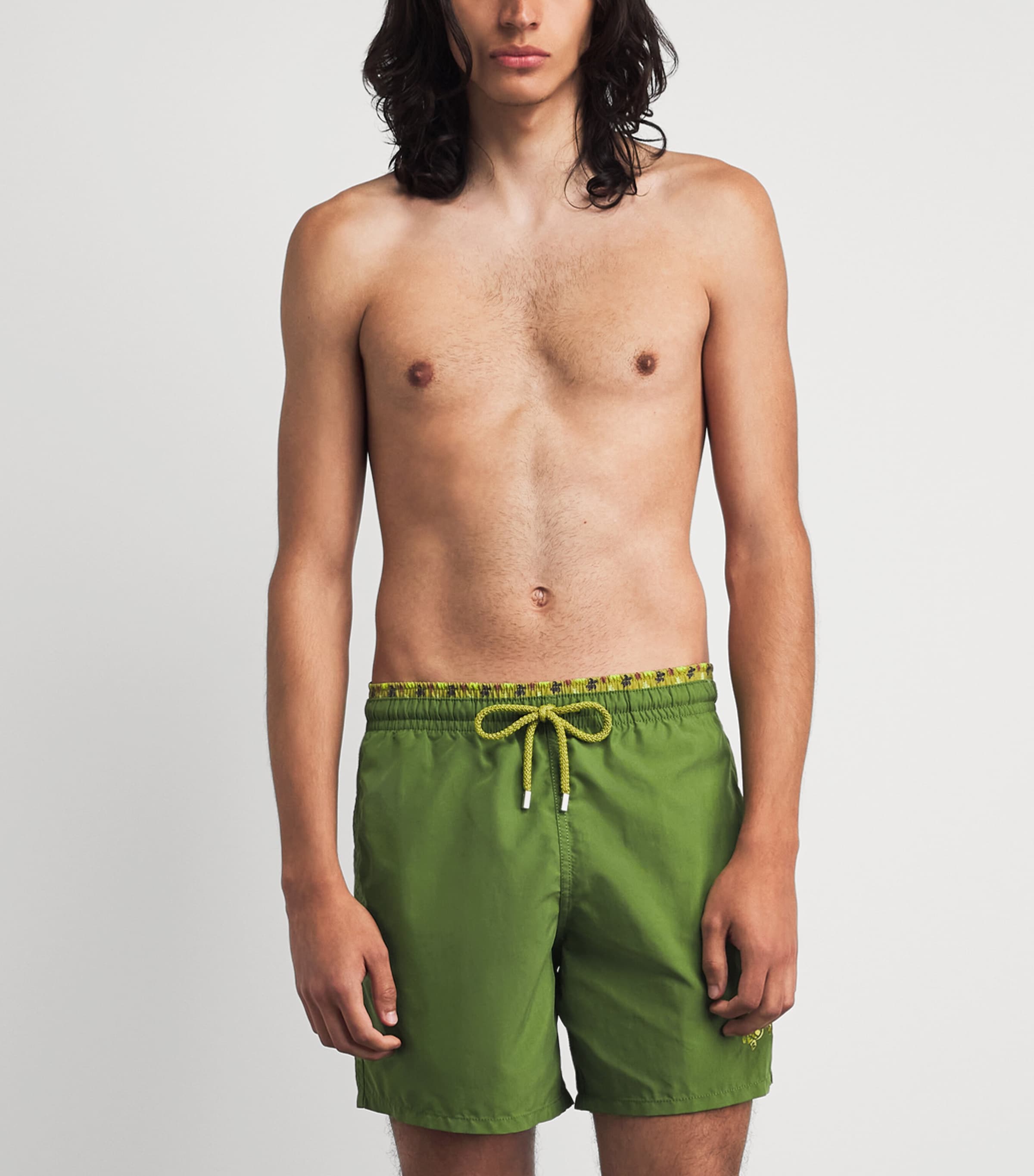 Vilebrequin Mens Moku Ronde des Tortues Swim Shorts Militaire Image 3