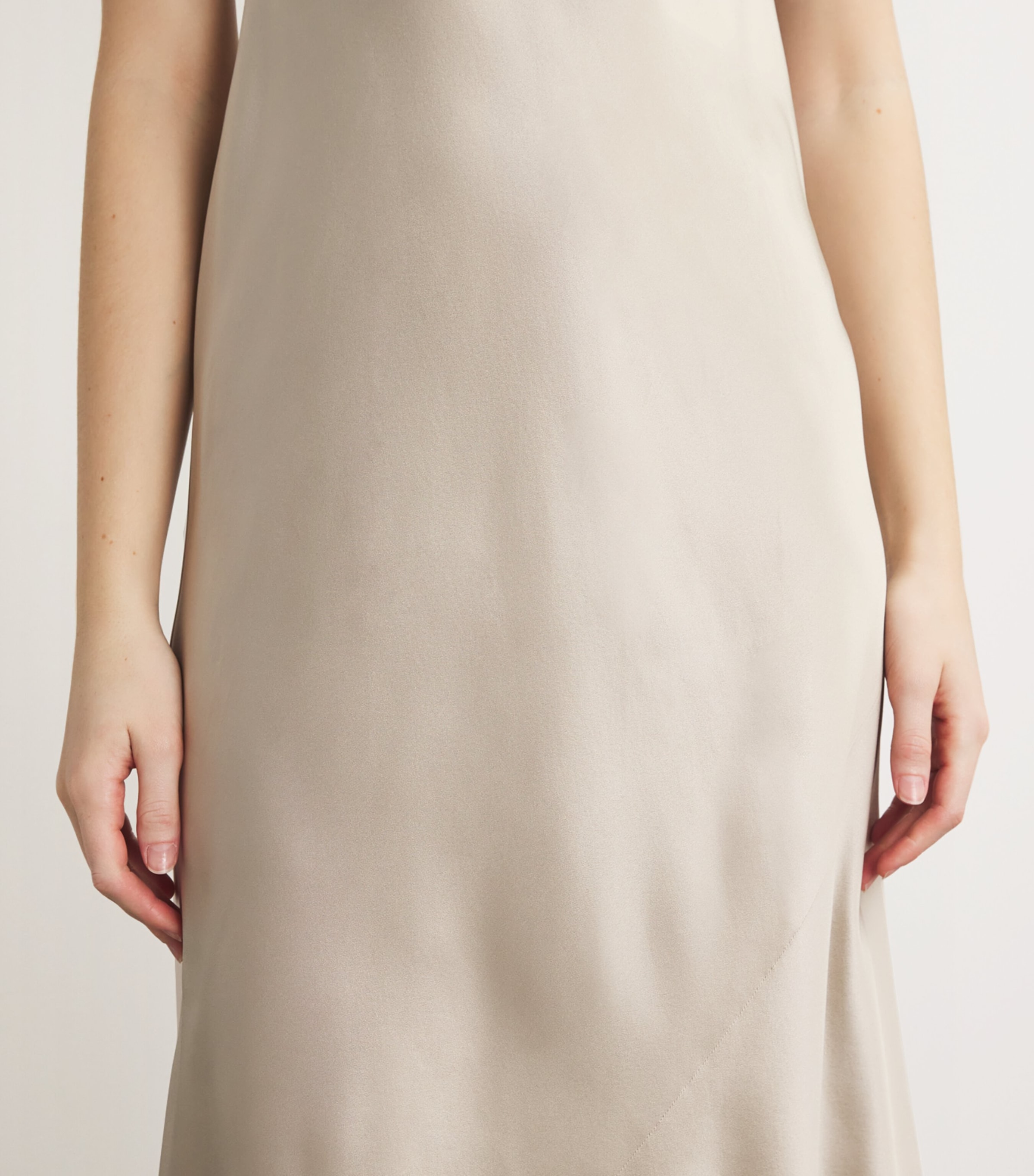 【関税&送料込み】Max Mara Silk Midi Dress Max Mara Silk Midi Dress | Harrods DE