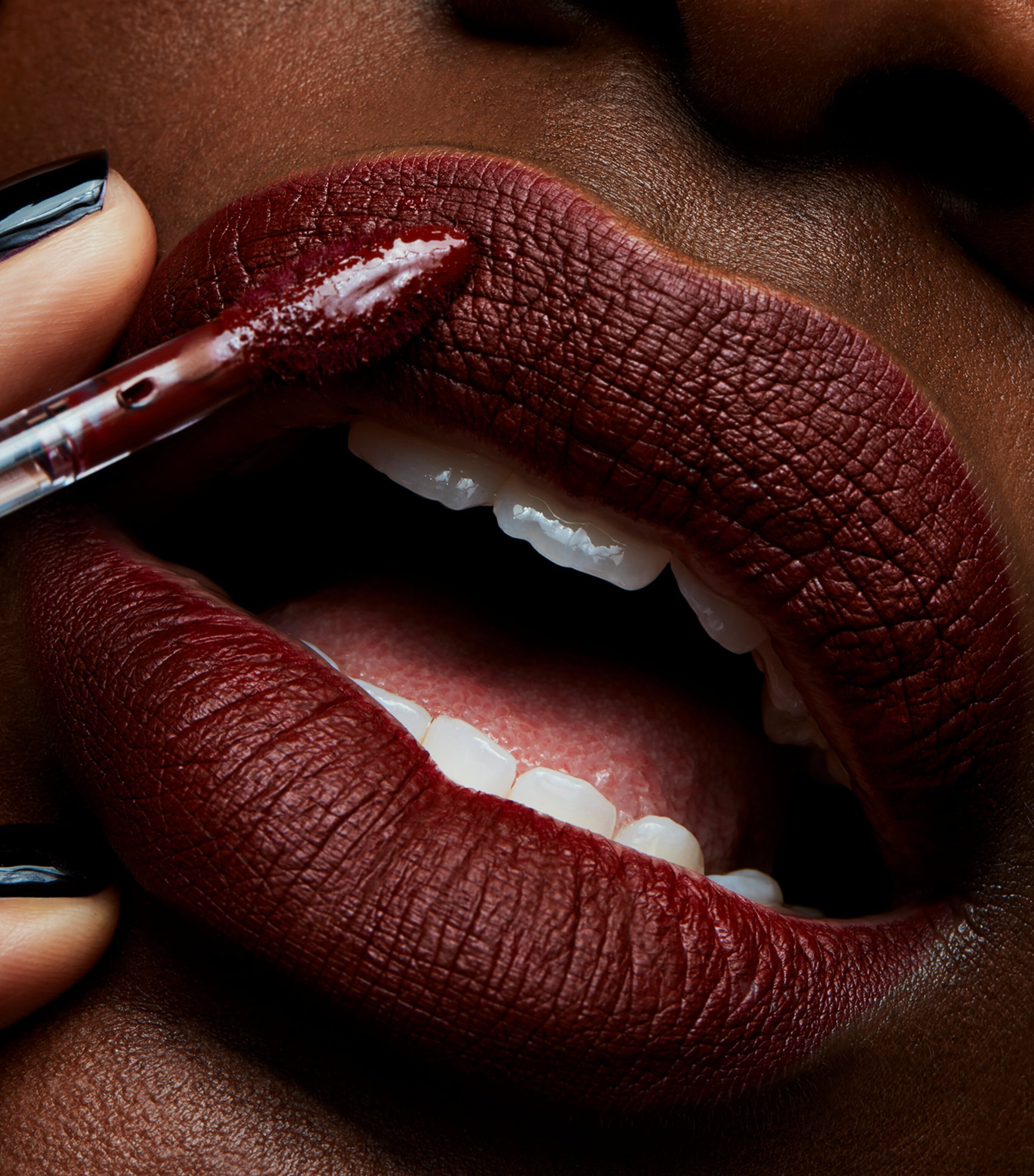 Retro Matte Liquid Lipcolour CARNIVOROUS Image 6