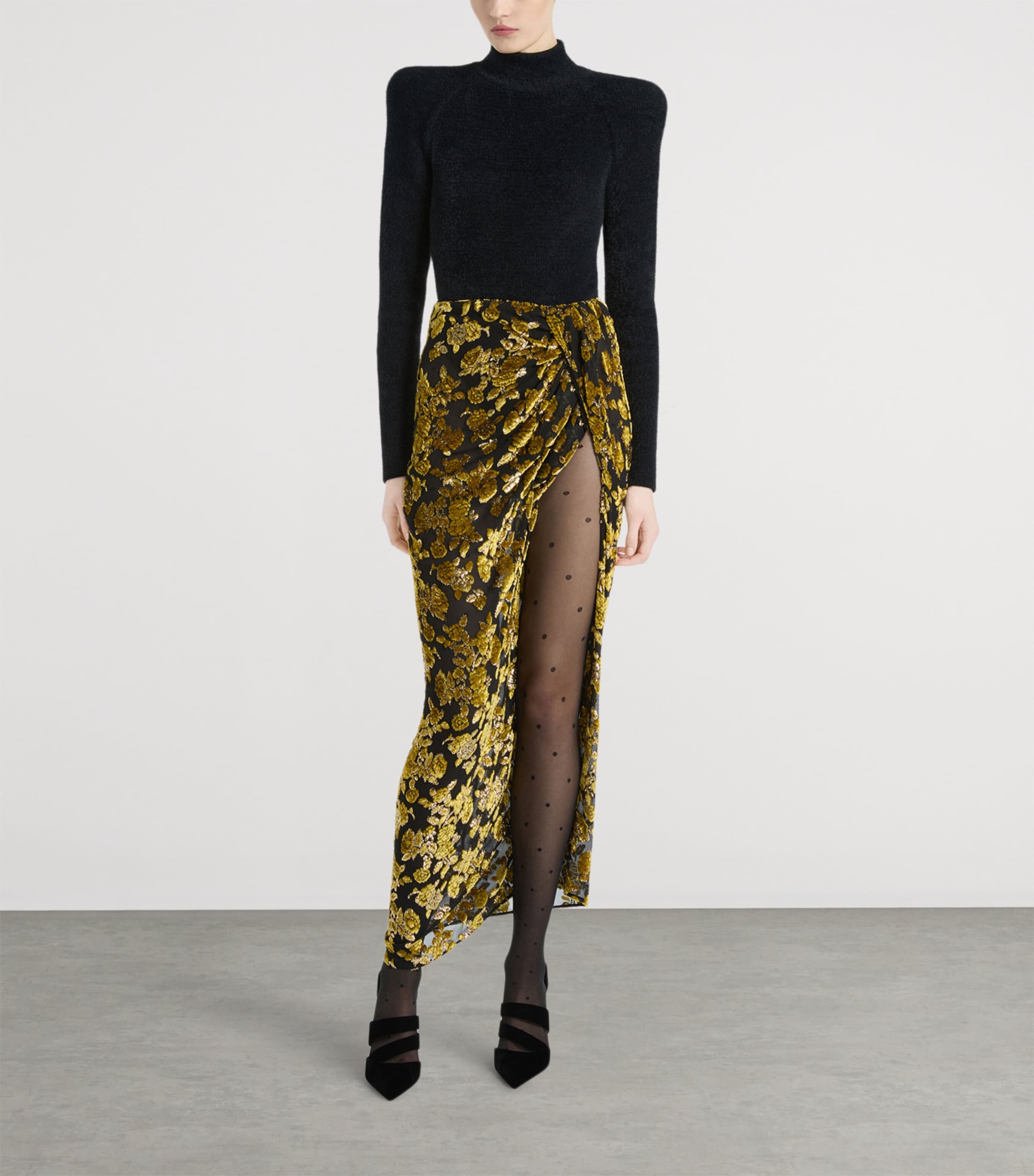 Balmain Womens Fluffy Ribbed-Knit Sweater Noir Image 2