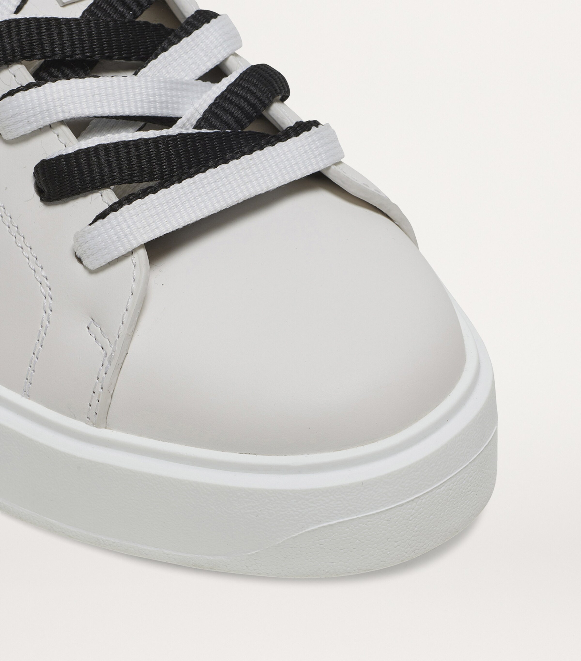 Balmain Leather B-Court Sneakers Blanc Image 5