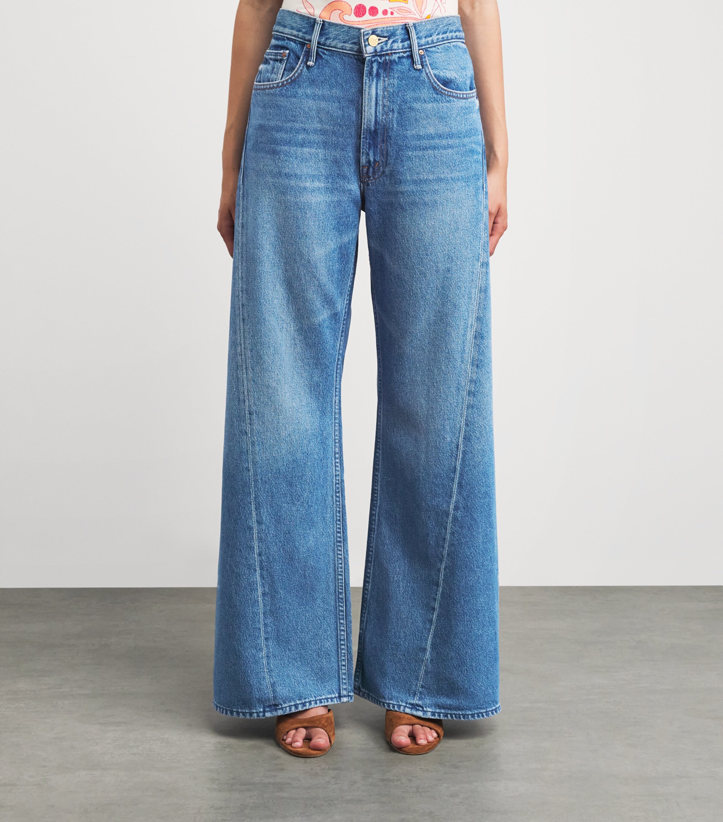 MOTHER Womens The Lemon Twist Sneak Wide-Leg Jeans Rolling In The Dough Image 4
