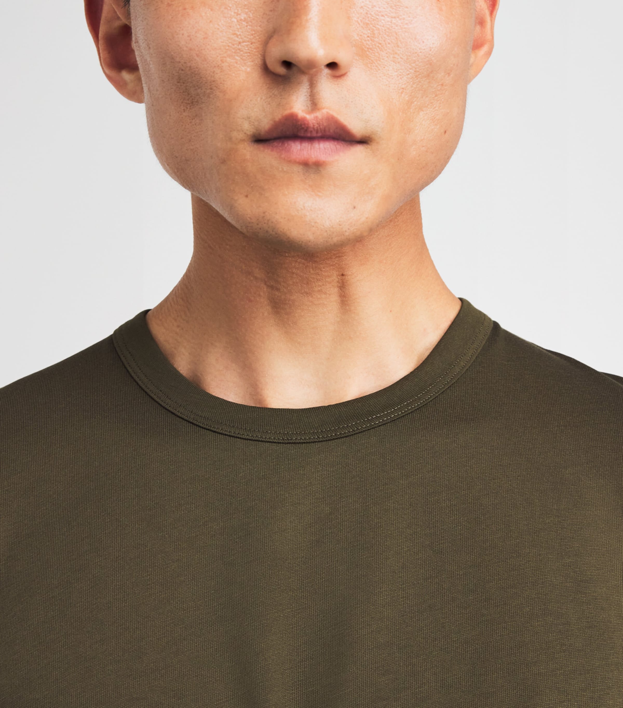 Sunspel Mens Supima Cotton Heavyweight T-Shirt Loden Green Image 3