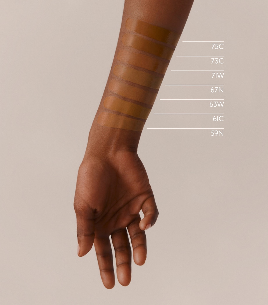 Plein Air Luminous Matte Skincare Foundation CARAMEL Image 6