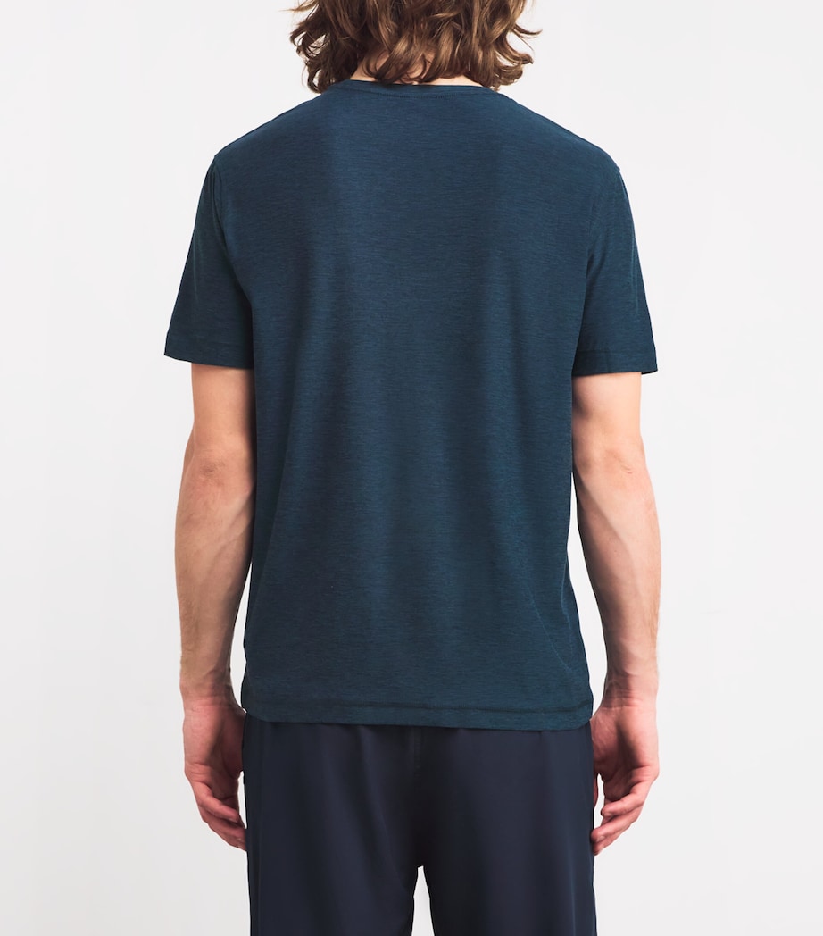 VUORI Mens Strato Tech T-Shirt Navy Heather Hnv Image 4
