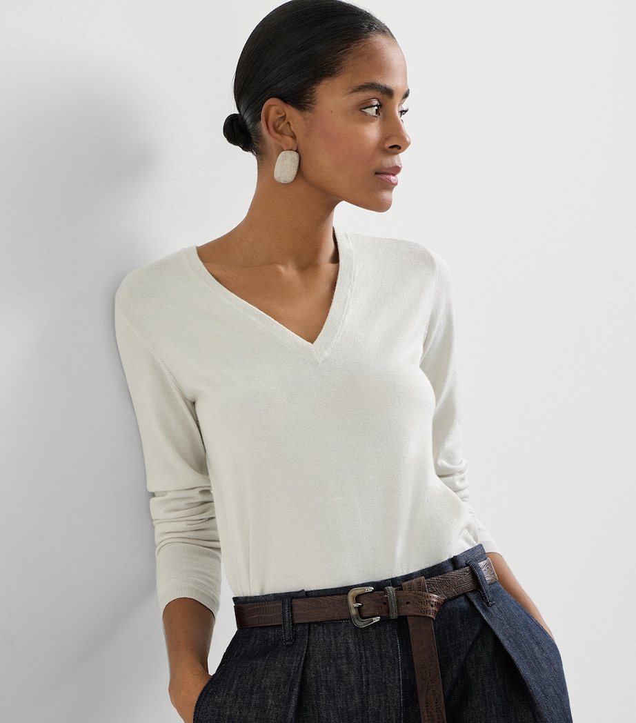 Brunello Cucinelli Womens Cashmere-Silk-Blend V-Neck Sweater Image 2