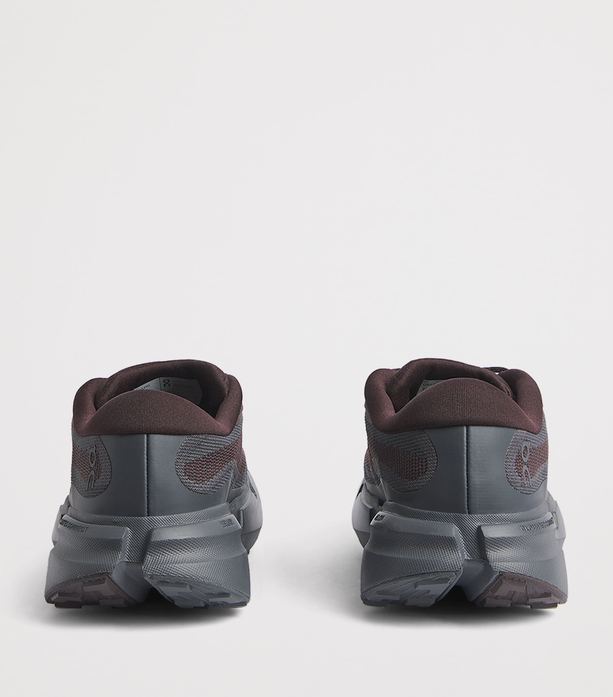 On Mens Cloudsoma Hike Trainers Ox | Eclipse Image 5
