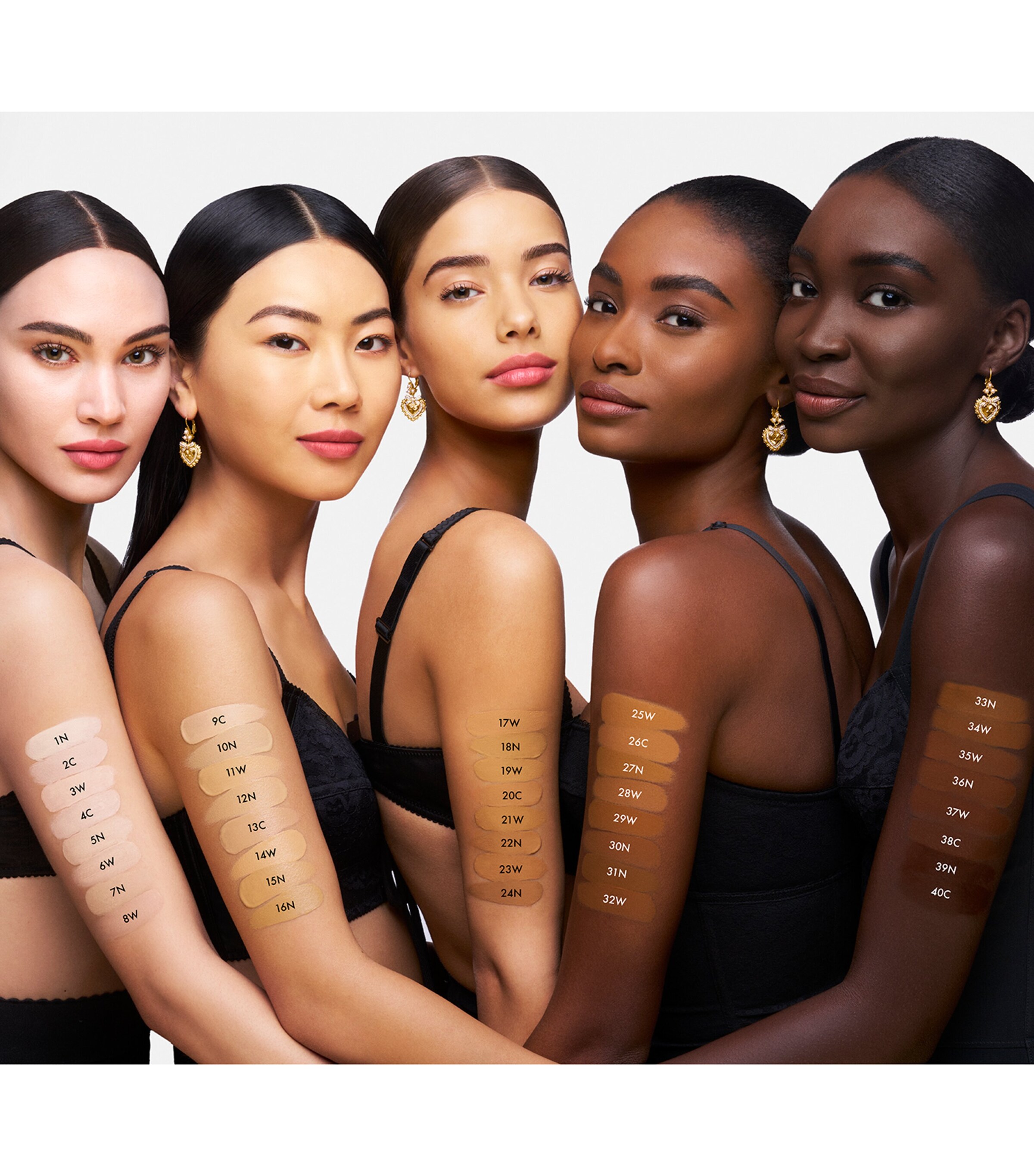 Dolce&Gabbana Everlast Foundation SPF 20 Medium Deep Image 5