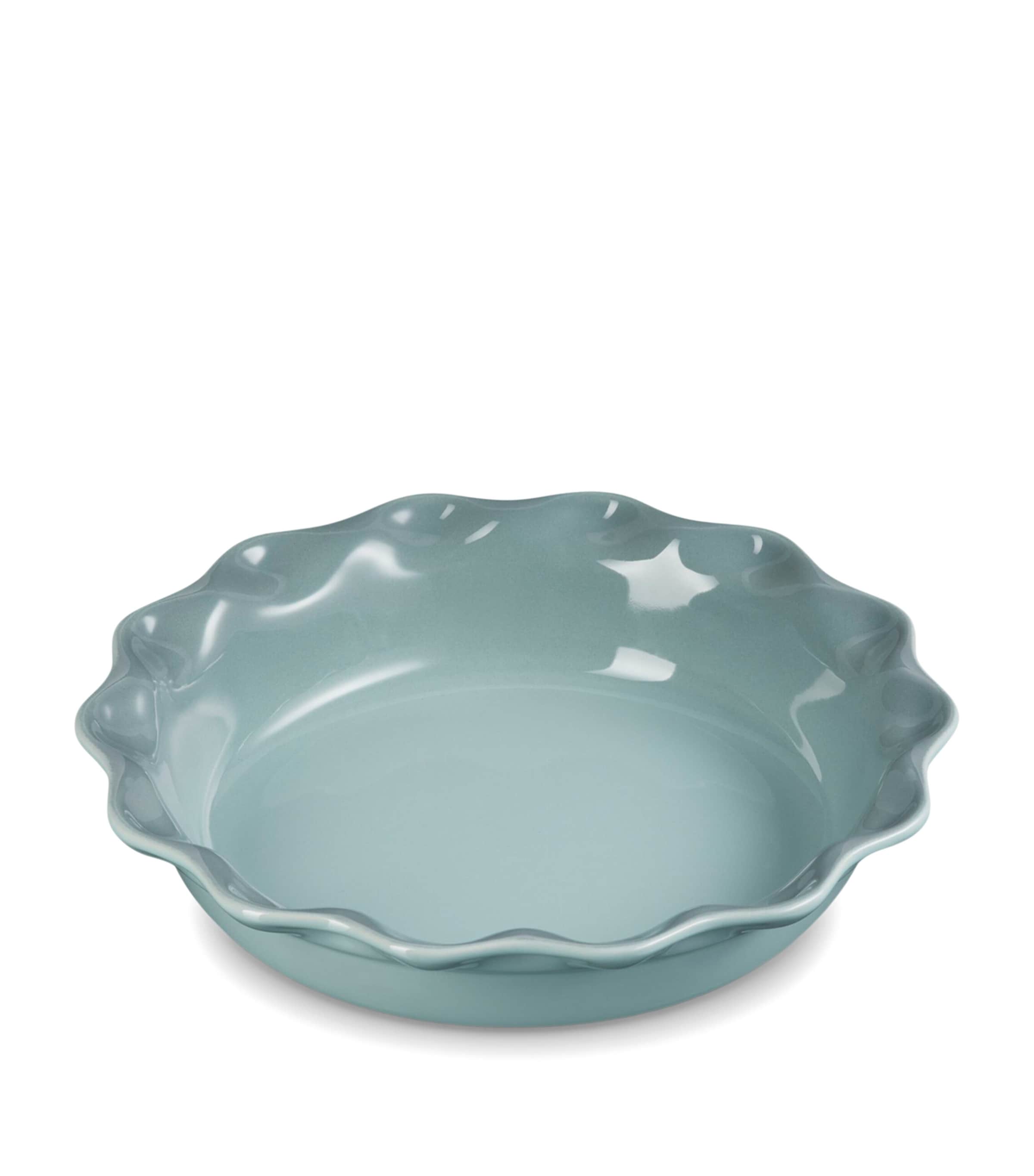 Le Creuset Stoneware Pie Dish (23cm) Sea Salt Image 2