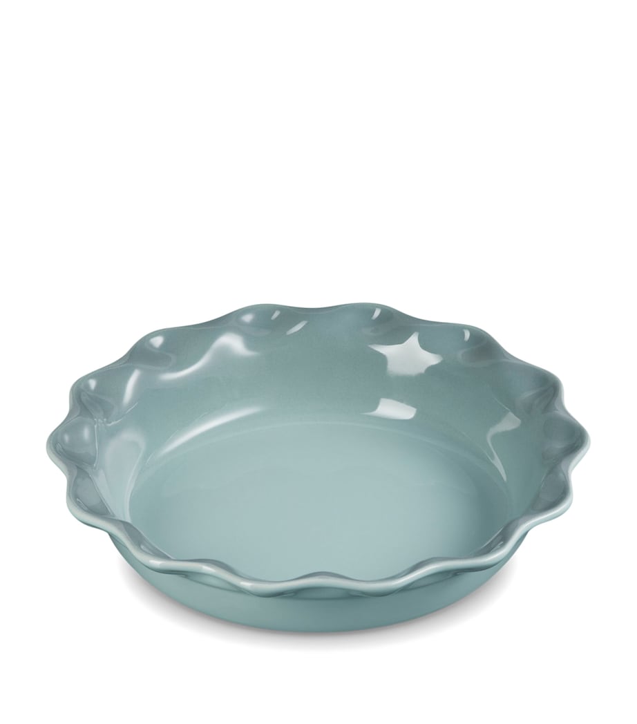 Le Creuset Stoneware Pie Dish (23cm) Sea Salt Image 2
