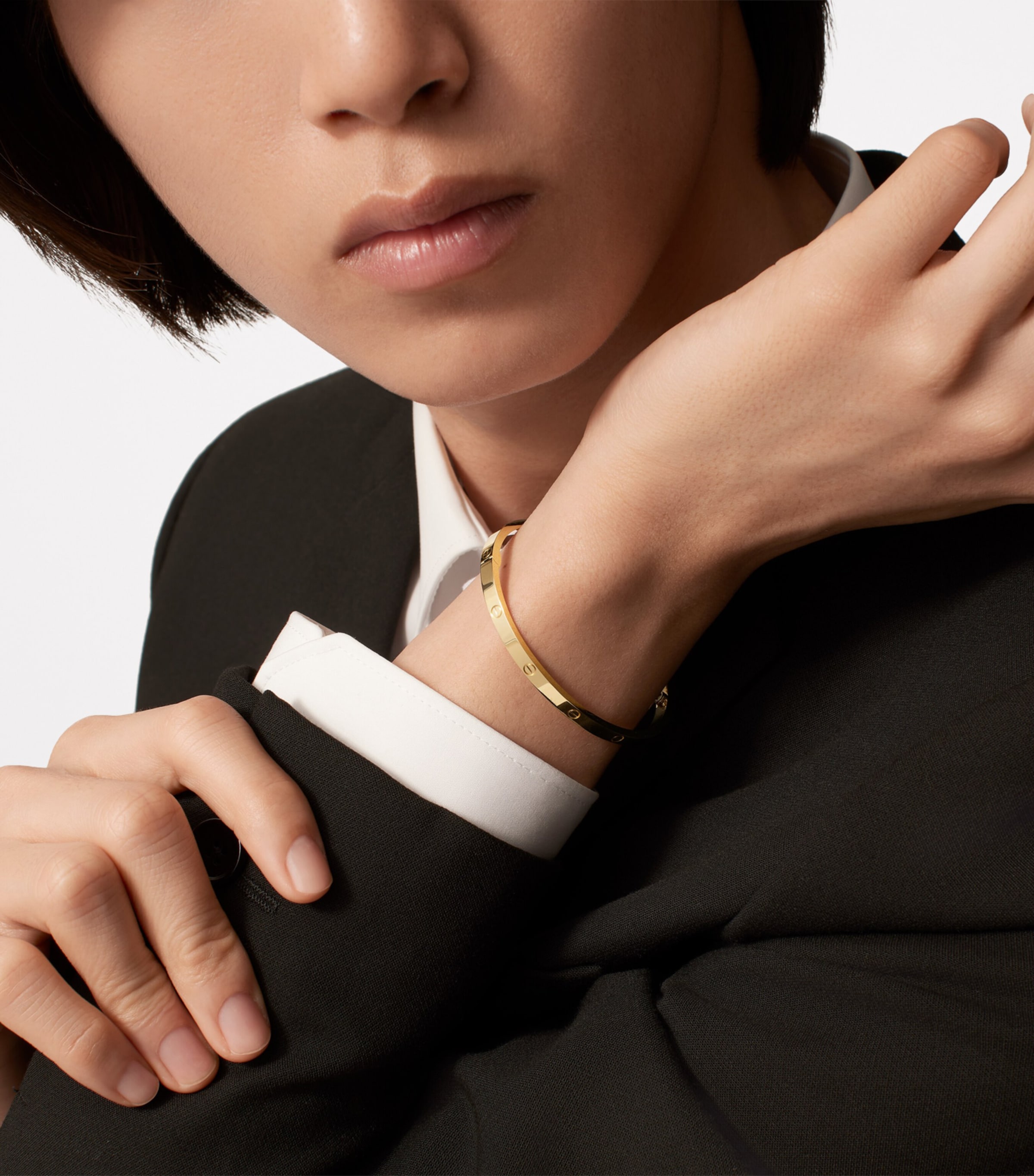 LOVE Small Yellow Gold Bracelet YELLOW GOLD Image 8