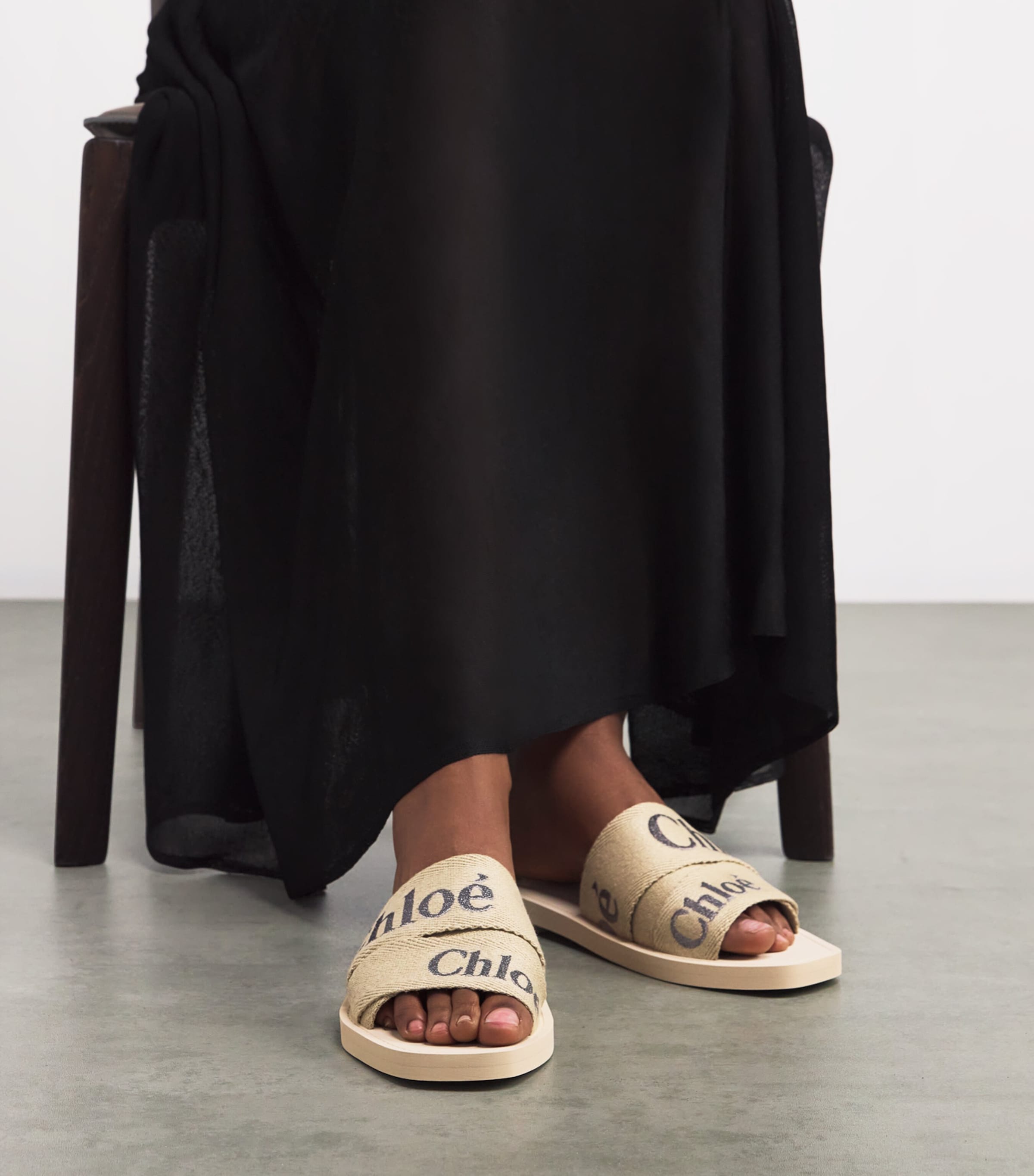 Chloé Logo Woody Slides Beige Comb Image 2