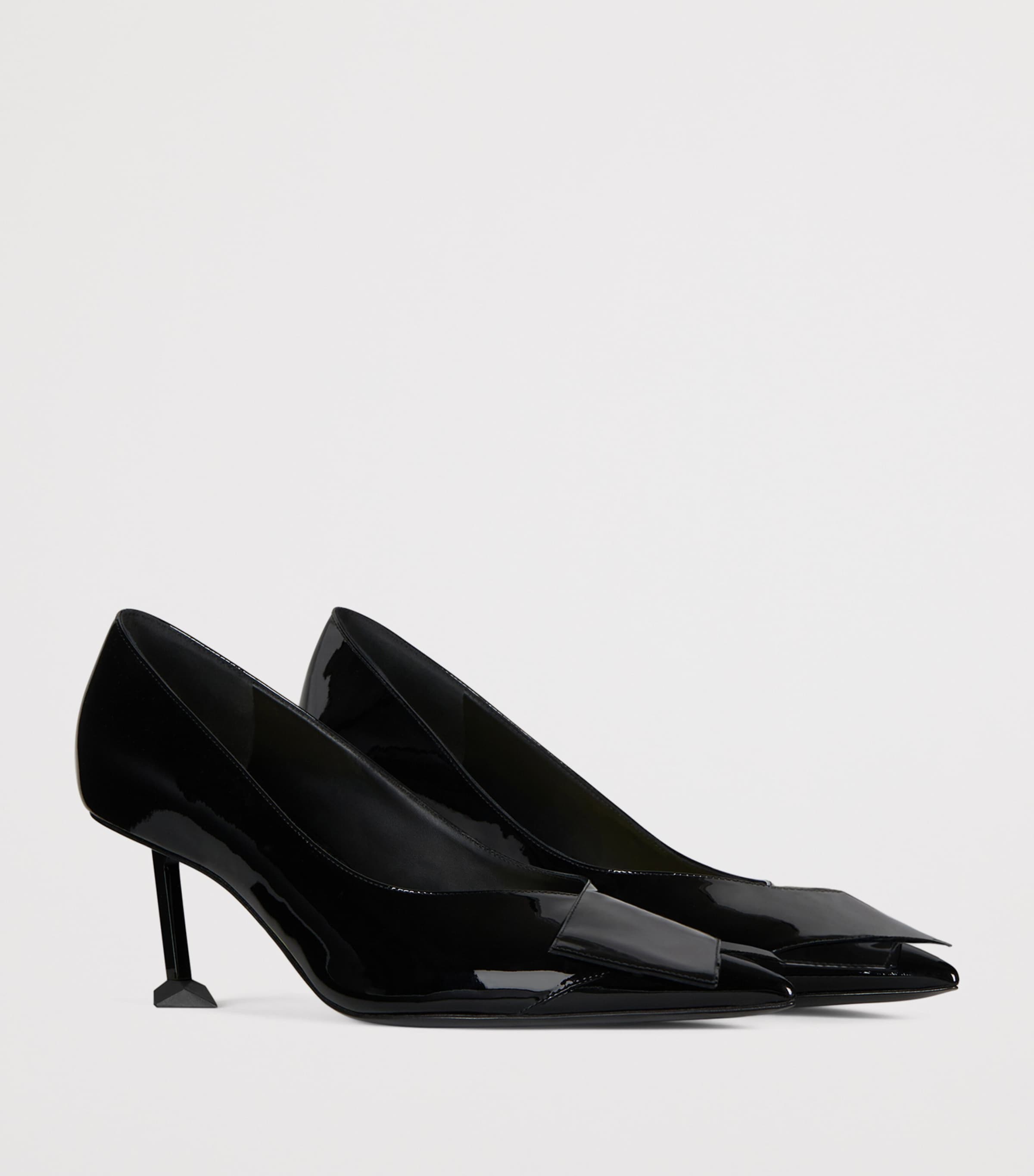Givenchy Leather Boudoir Fold Pumps 65 Black Image 2