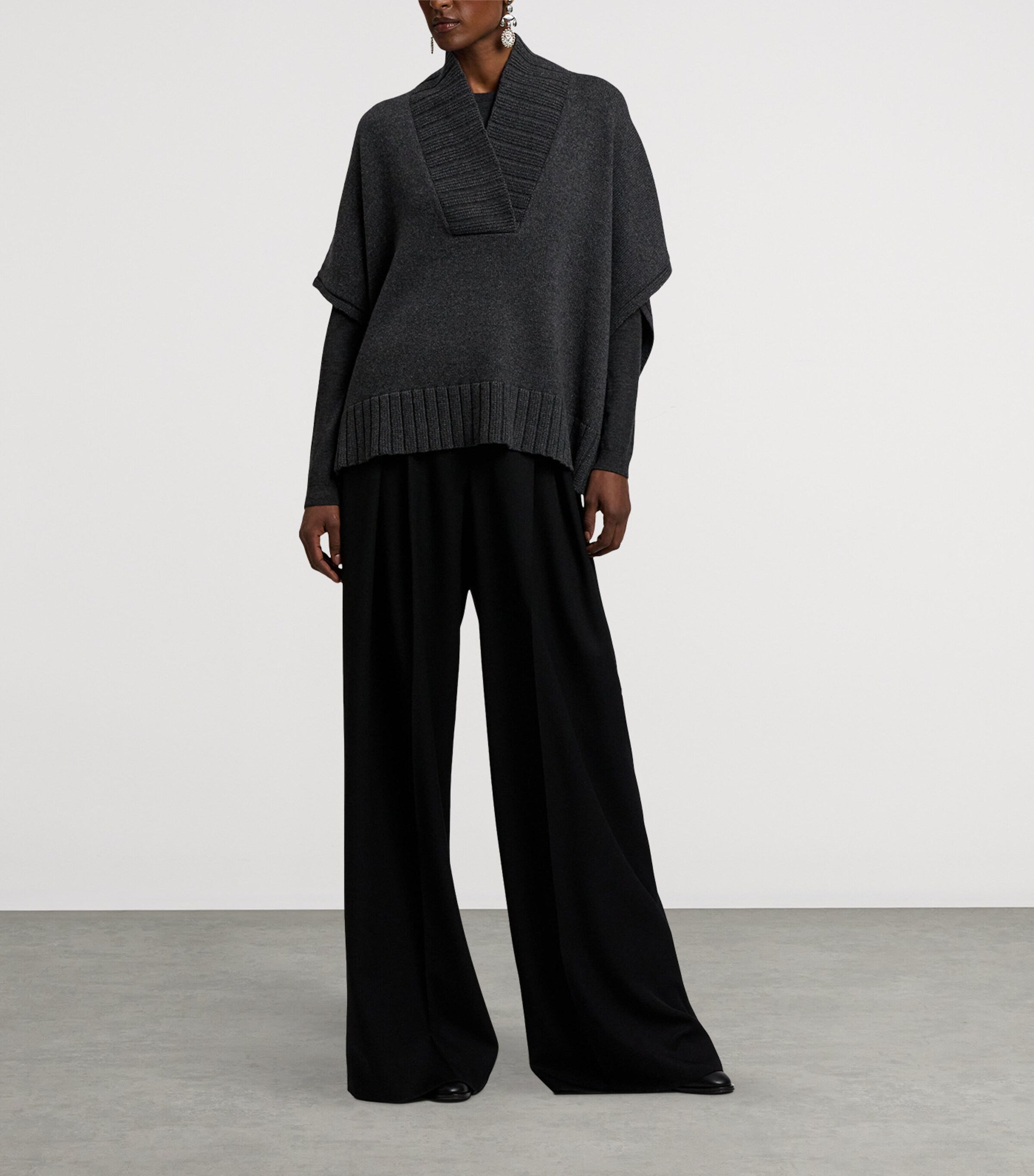 Cashmere-Blend V-Neck Sweater MEDIUM GREY MELANGE Image 5